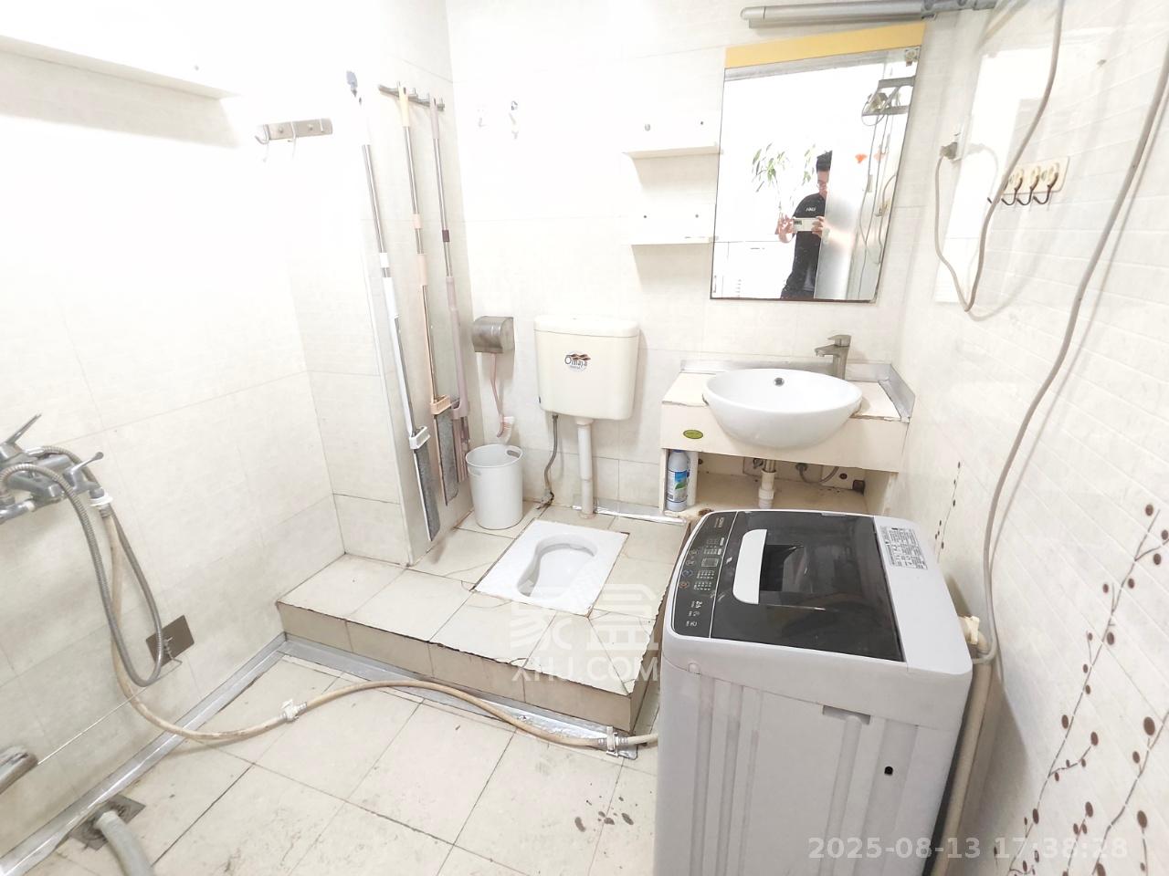 他城(天鸿时代公寓) 3室1厅1卫 2000.0元/月 他城(天鸿时代公寓) 3室1厅1卫 2000.0元/月室内图