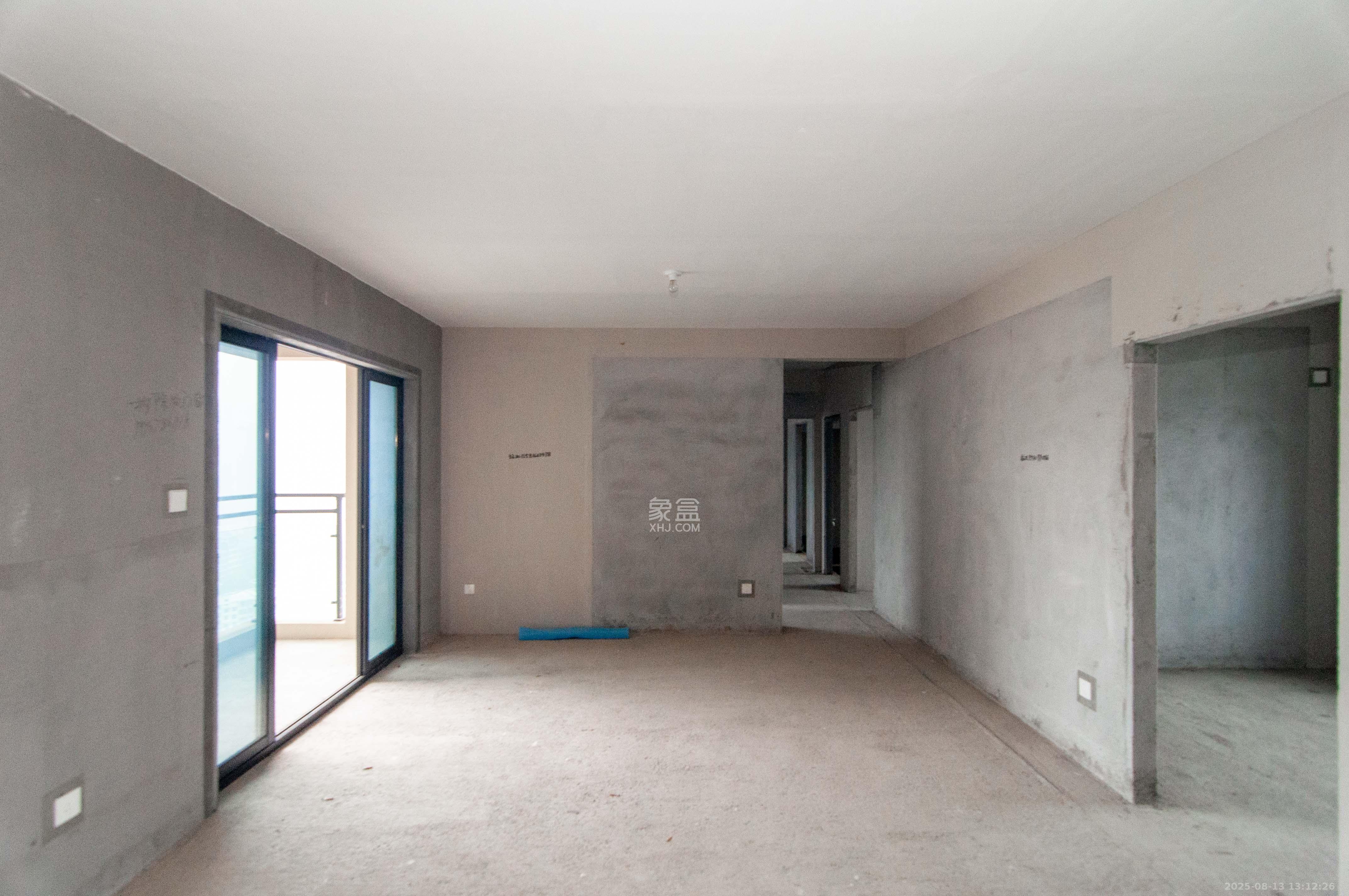 振业城四期  4室2厅2卫    153.8万 振业城四期  4室2厅2卫    153.8万