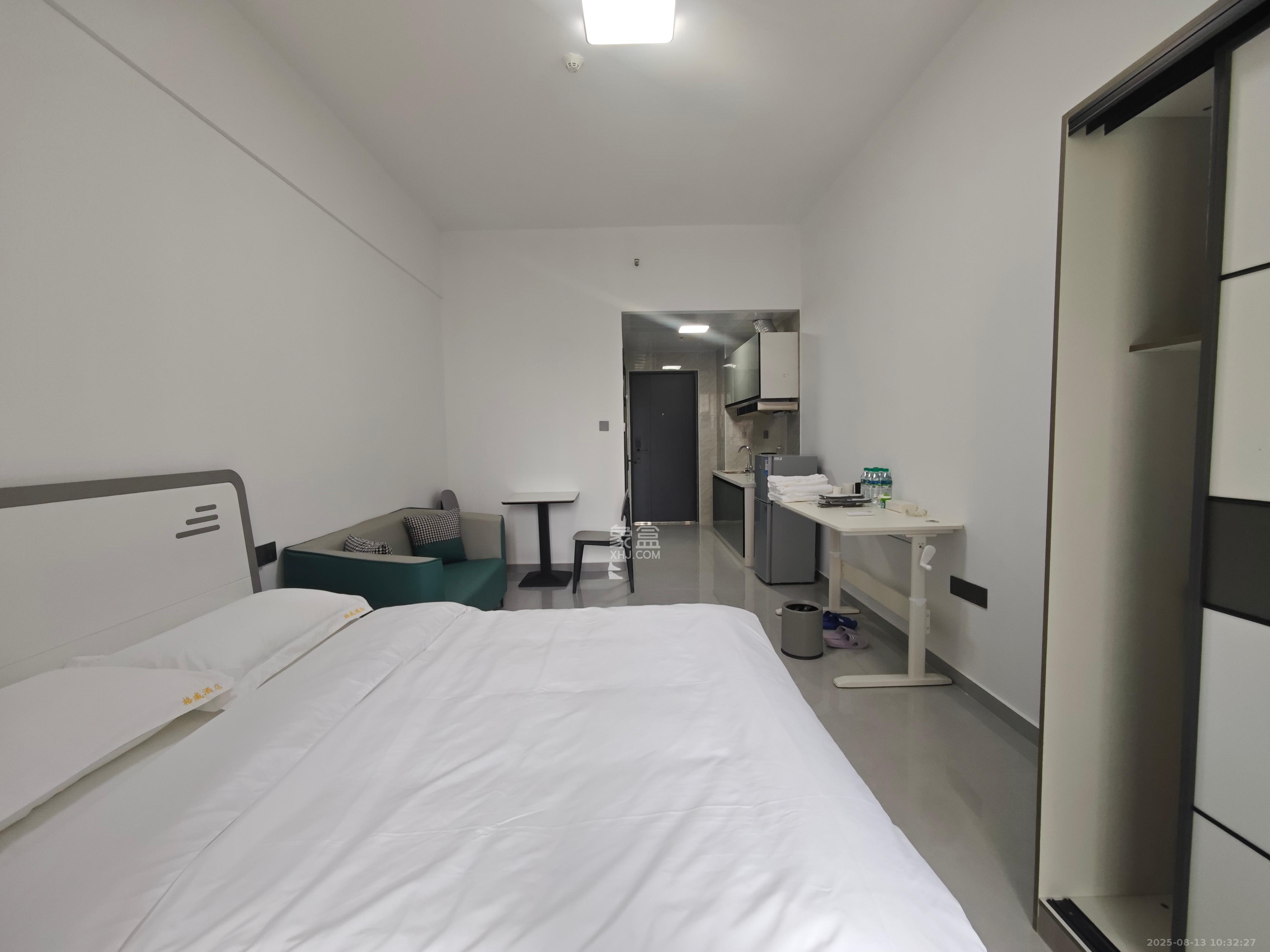 臻园  1室1厅1卫    1550.0元/月室内图