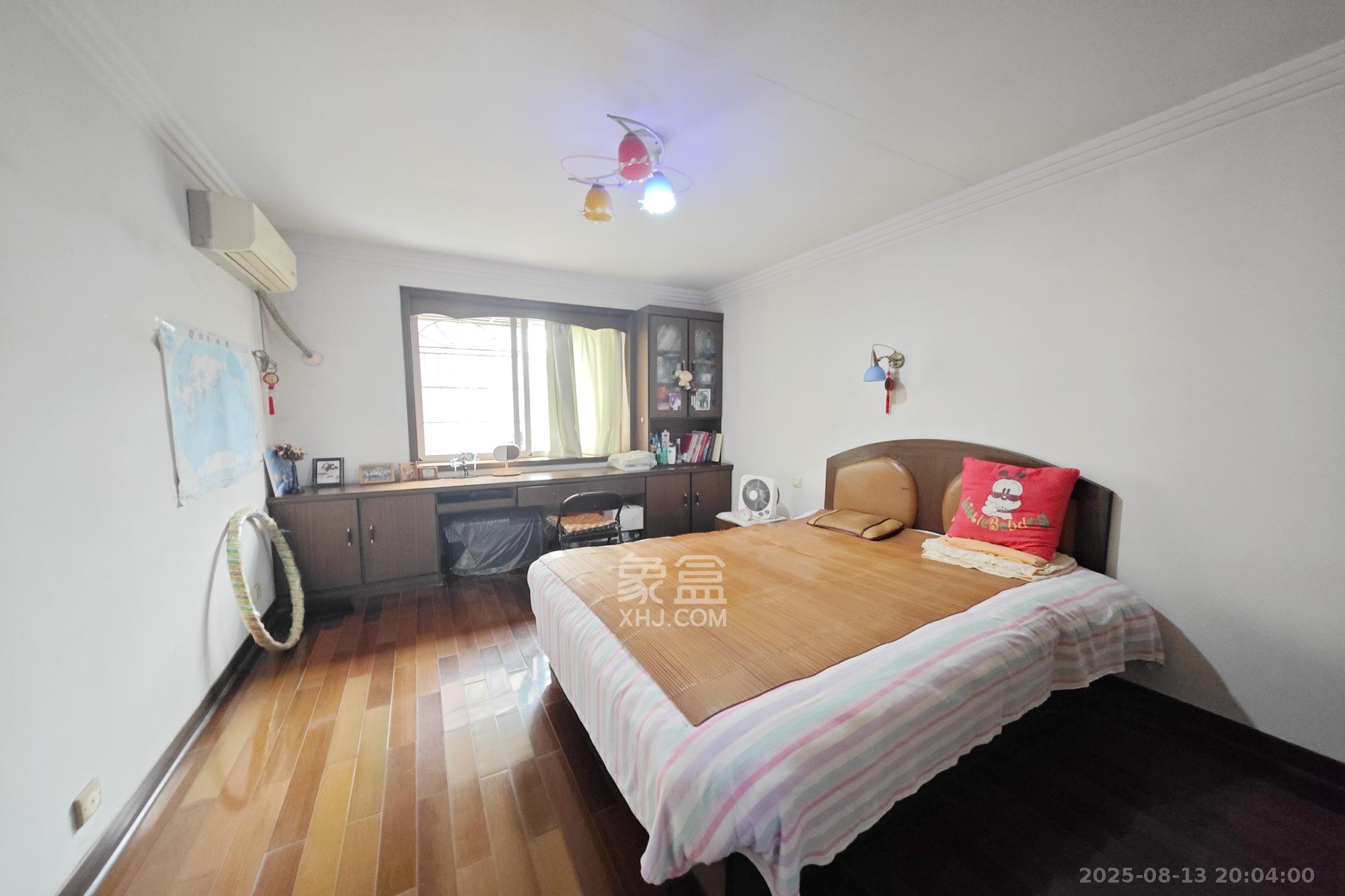 怡景民居 2室2厅1卫 49.5万 怡景民居 2室2厅1卫 49.5万卧室