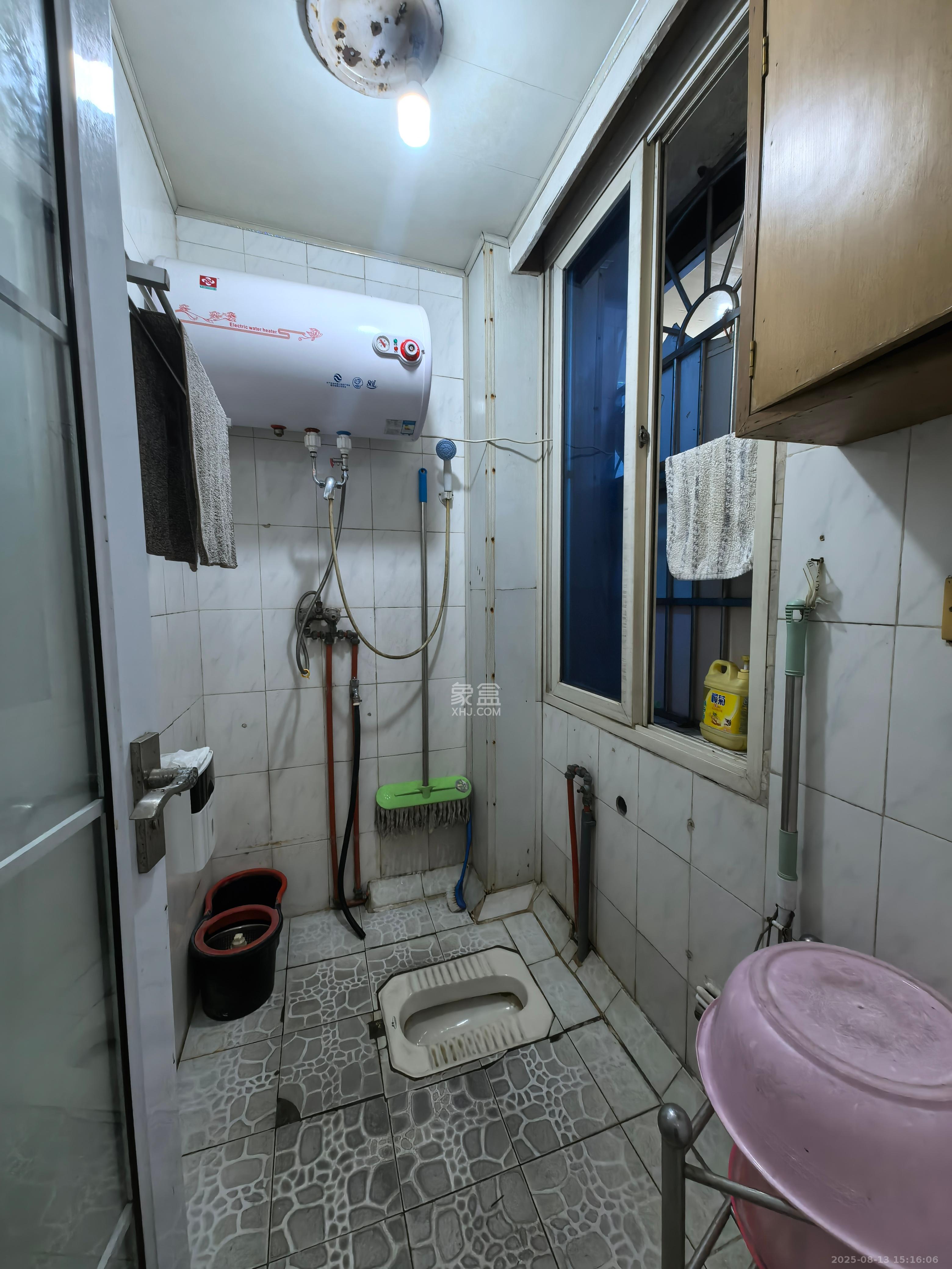 德雅精品公寓 3室2厅1卫 2800.0元/月 德雅精品公寓 3室2厅1卫 2800.0元/月室内图