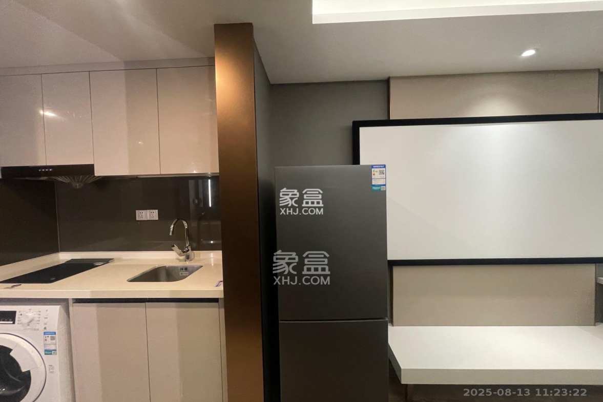 华远华时代  1室1厅1卫    2200.0元/月 华远华时代  1室1厅1卫    2200.0元/月室内图