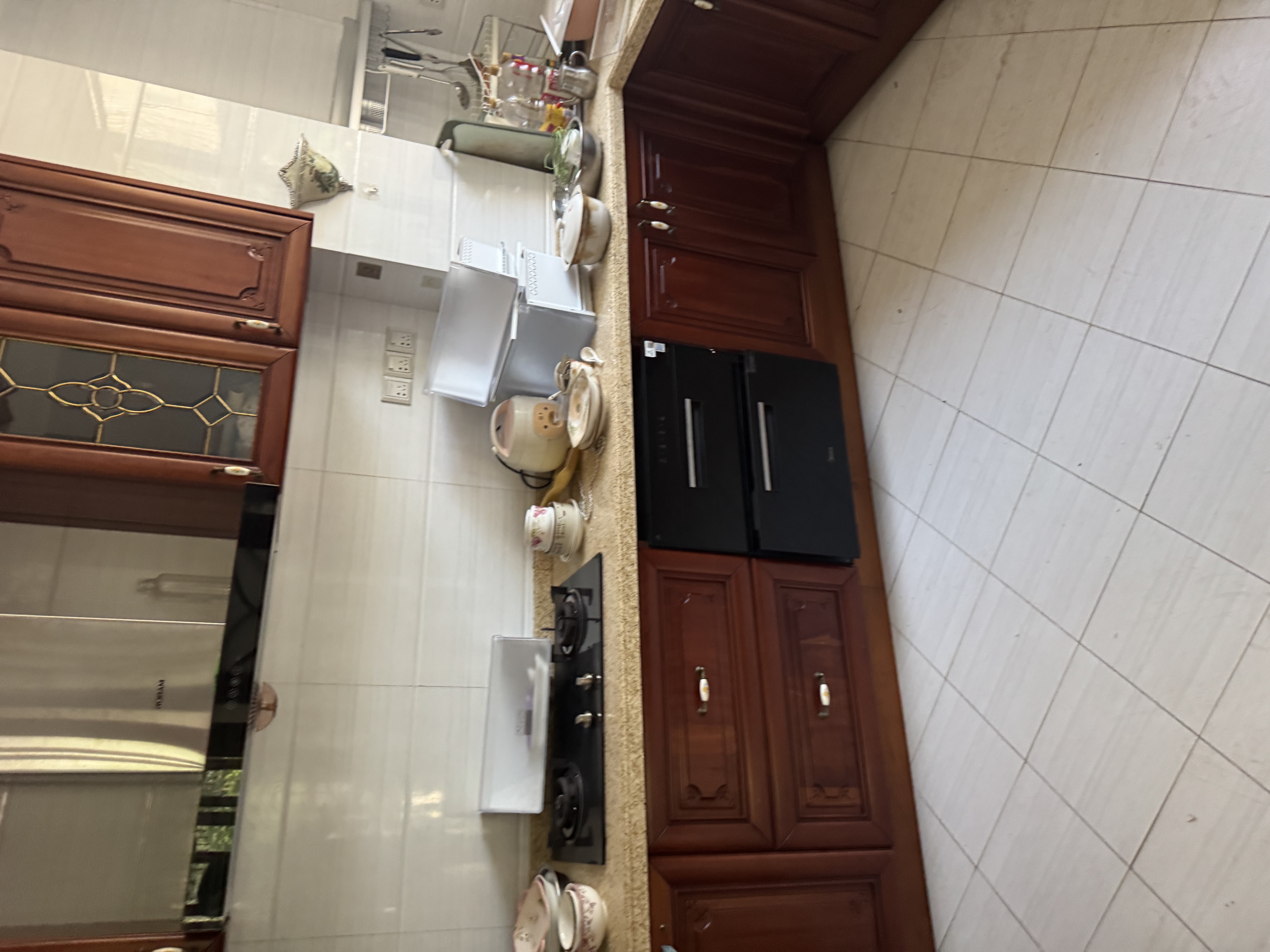 开维生态城  6室3厅2卫    15000.0元/月 开维生态城  6室3厅2卫    15000.0元/月户型图