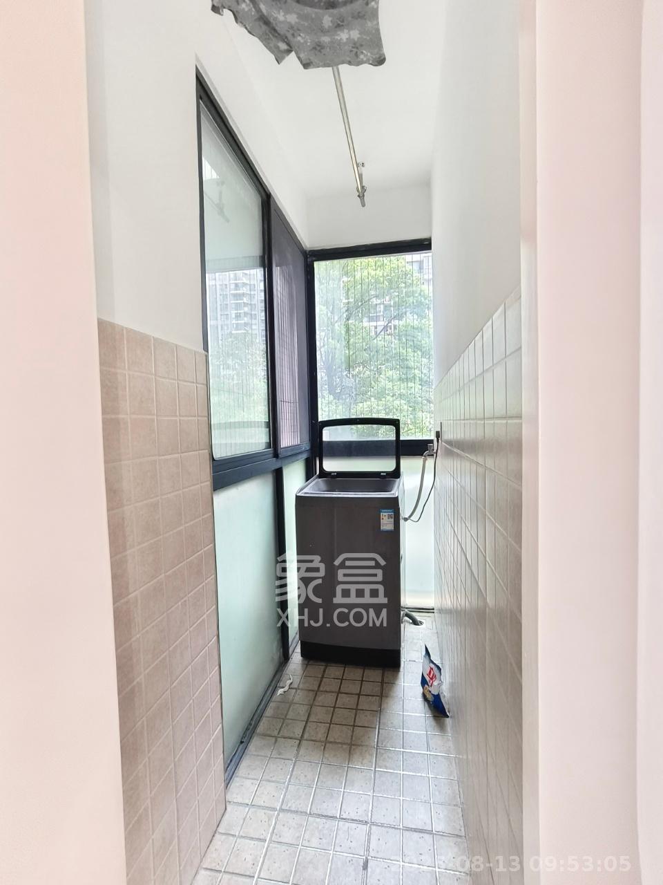 湘江世纪城悦江苑 2室1厅1卫 2200.0元/月 湘江世纪城悦江苑 2室1厅1卫 2200.0元/月室内图