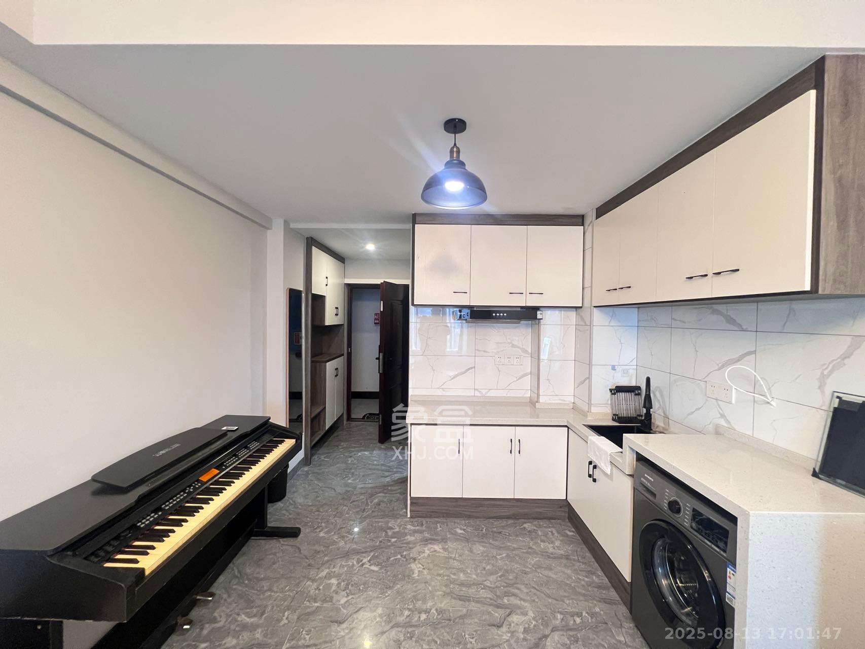 裕天国际商汇中心  1室1厅1卫    1400.0元/月室内图