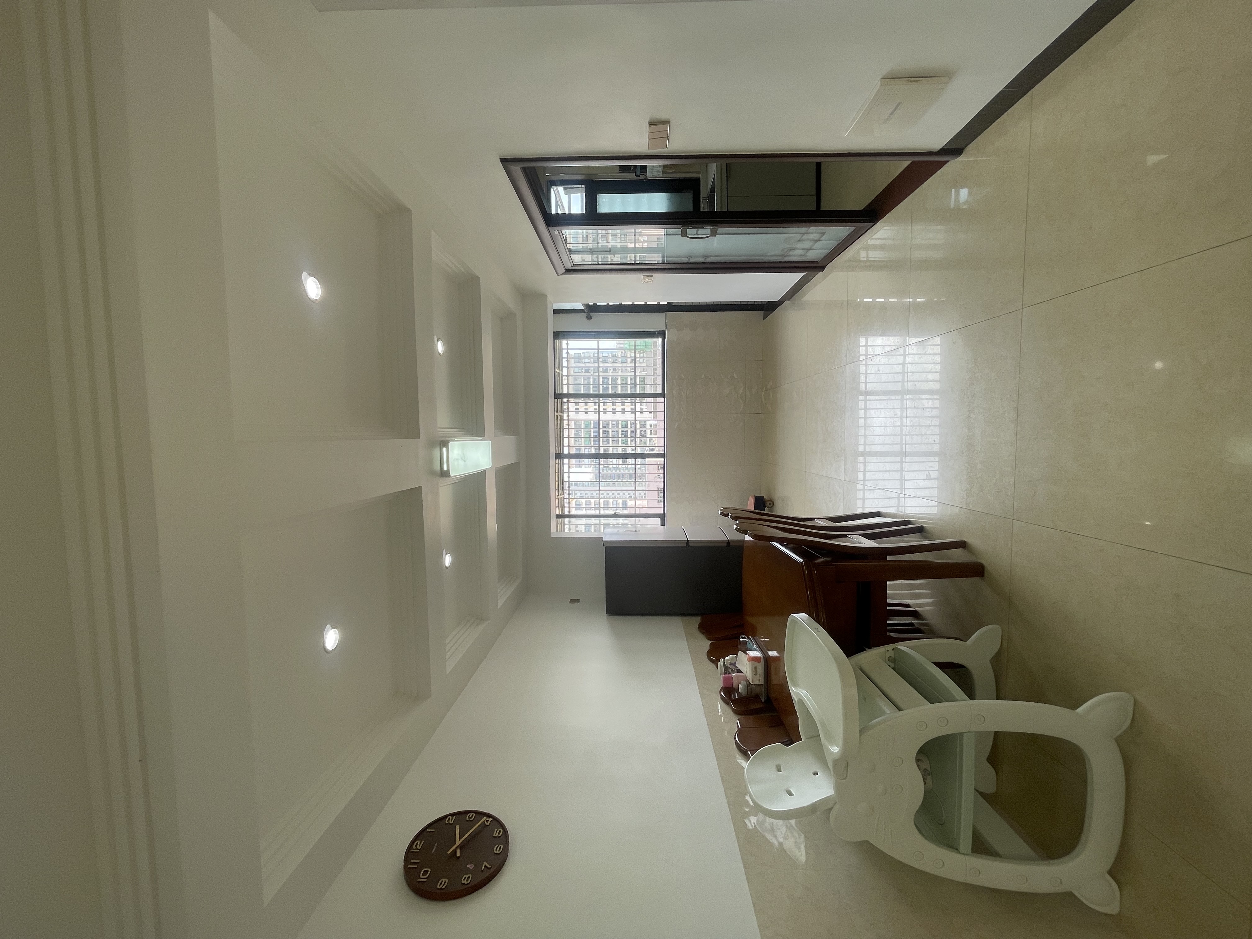 凤凰白龙新城 3室2厅2卫 2700.0元/月 凤凰白龙新城 3室2厅2卫 2700.0元/月室内图