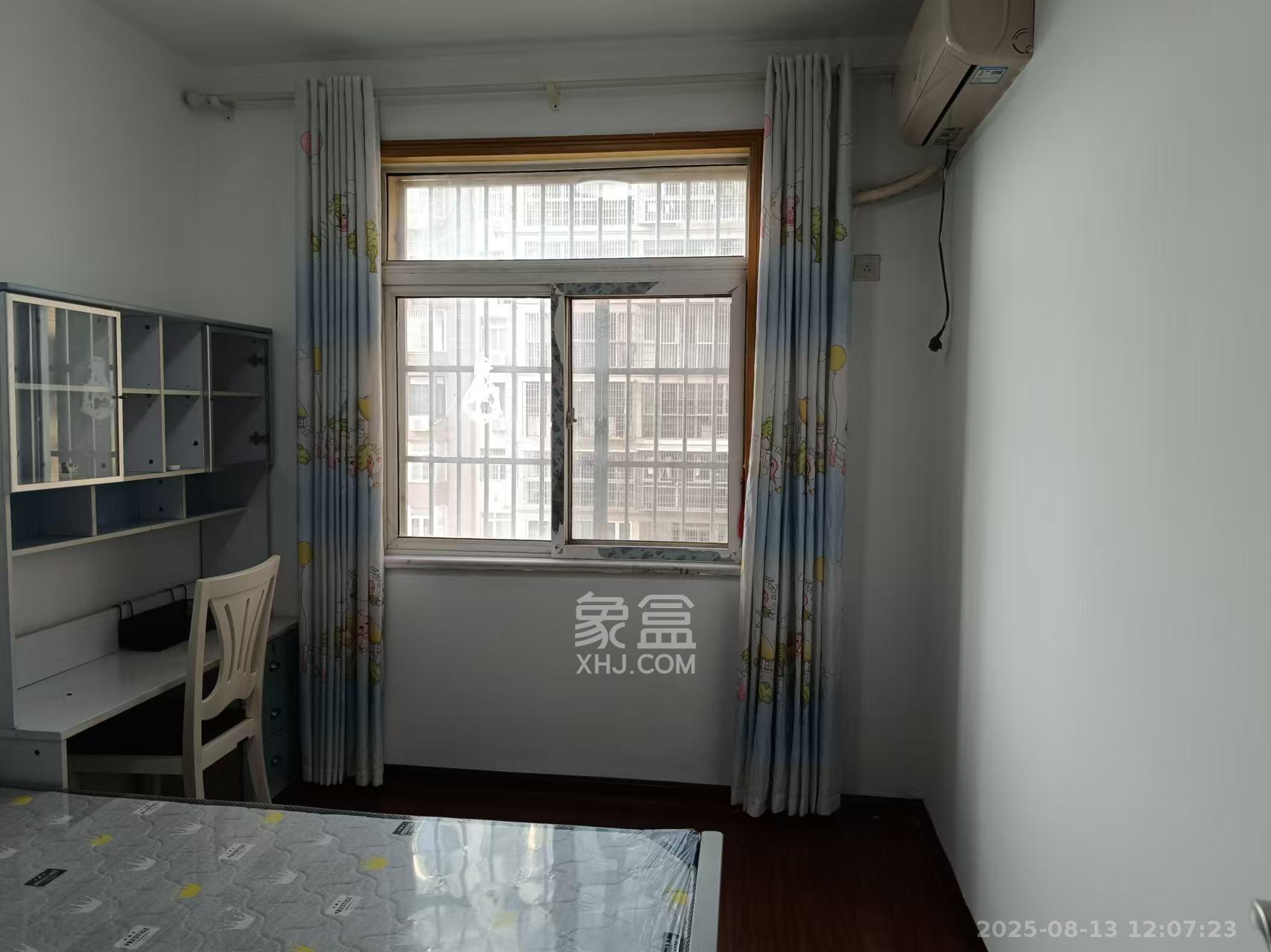 木莲花苑  3室2厅2卫    2200.0元/月室内图