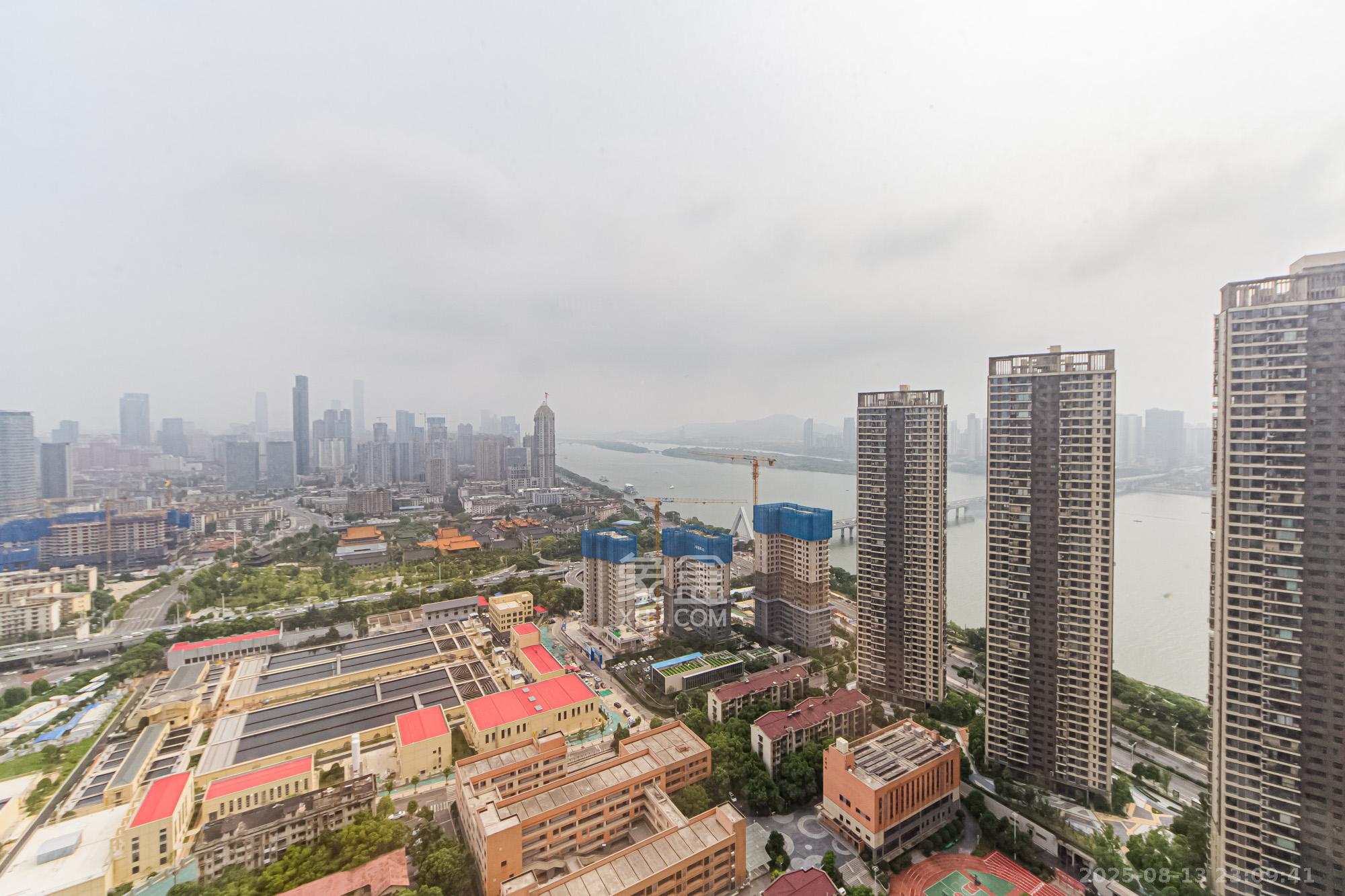 北辰瀚江府 3室2厅2卫 269.5万 北辰瀚江府 3室2厅2卫 269.5万其他