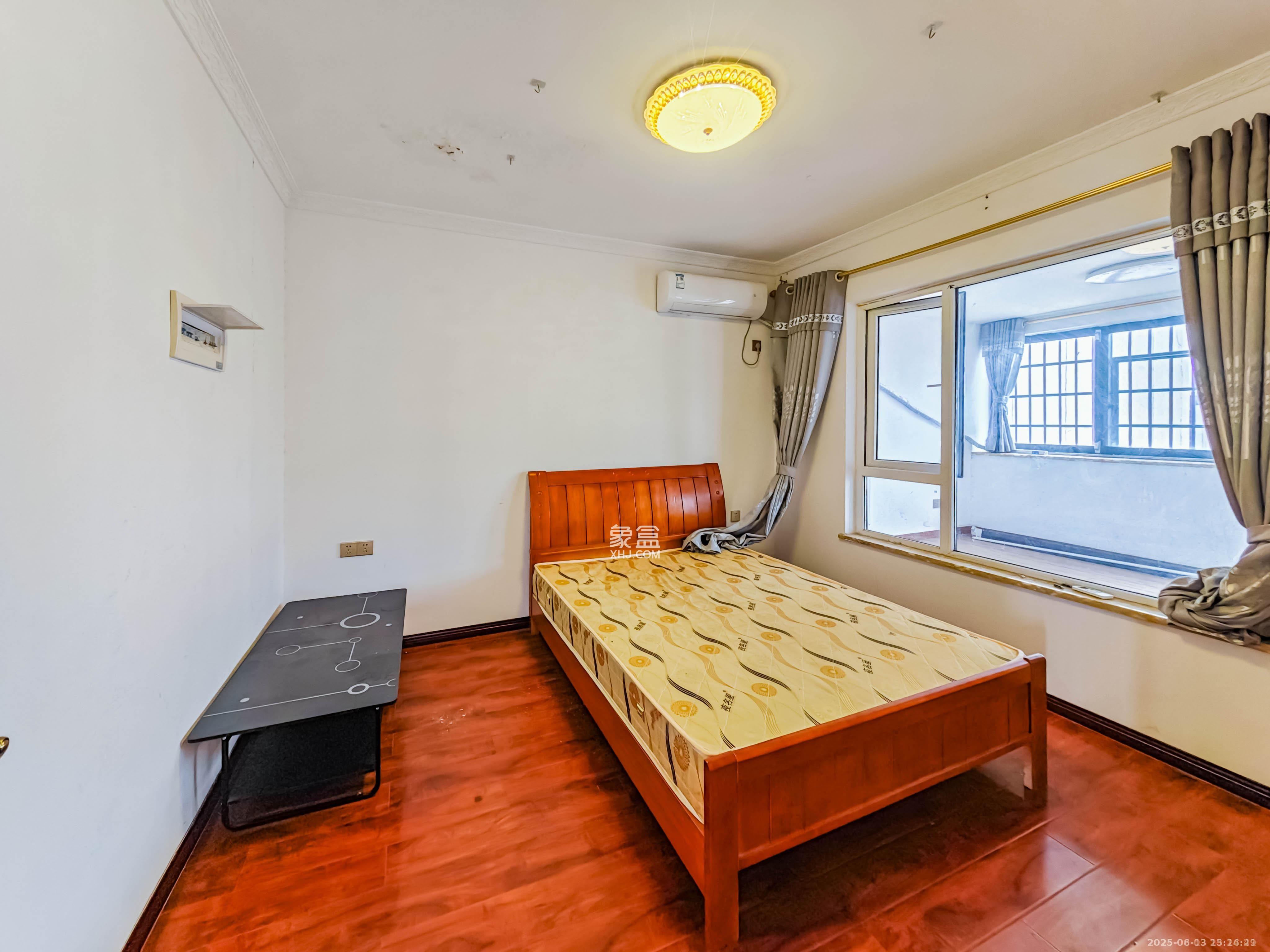 绿地之窗 5室2厅2卫 3000.0元/月 绿地之窗 5室2厅2卫 3000.0元/月室内图