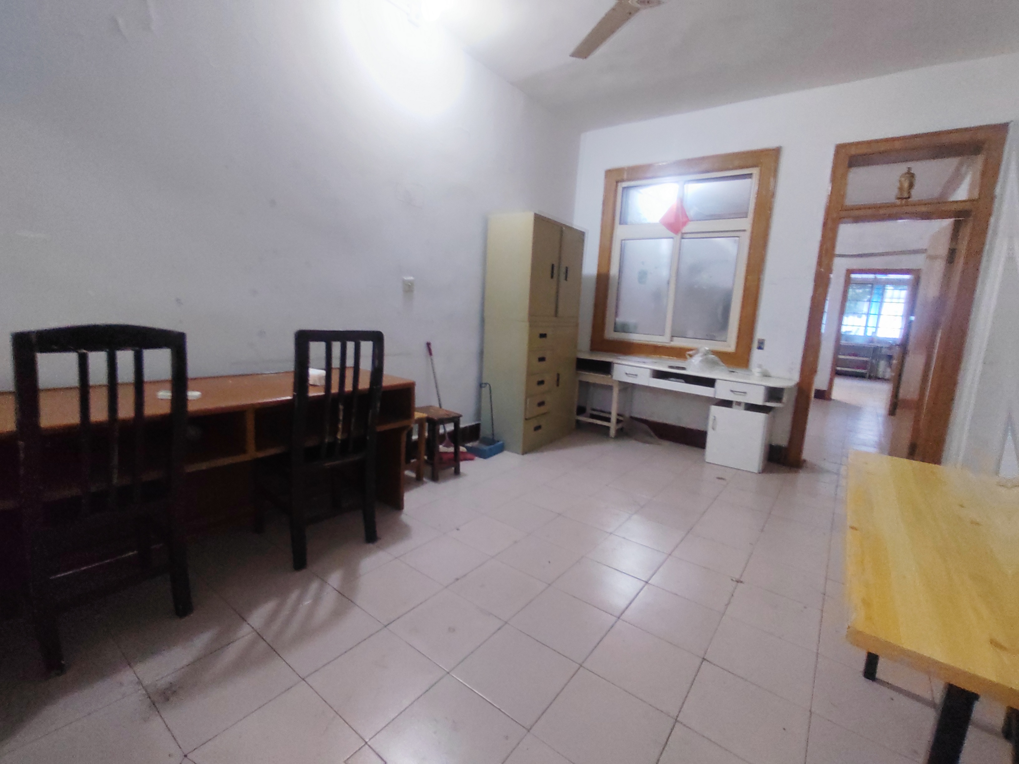 娄底第三完全小学家属楼 1室0厅0卫 1280.0元/月 娄底第三完全小学家属楼 1室0厅0卫 1280.0元/月室内图