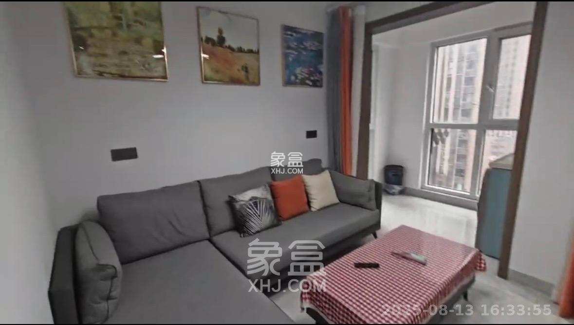 荣盛花语城  3室2厅1卫    2200.0元/月 荣盛花语城  3室2厅1卫    2200.0元/月室内图