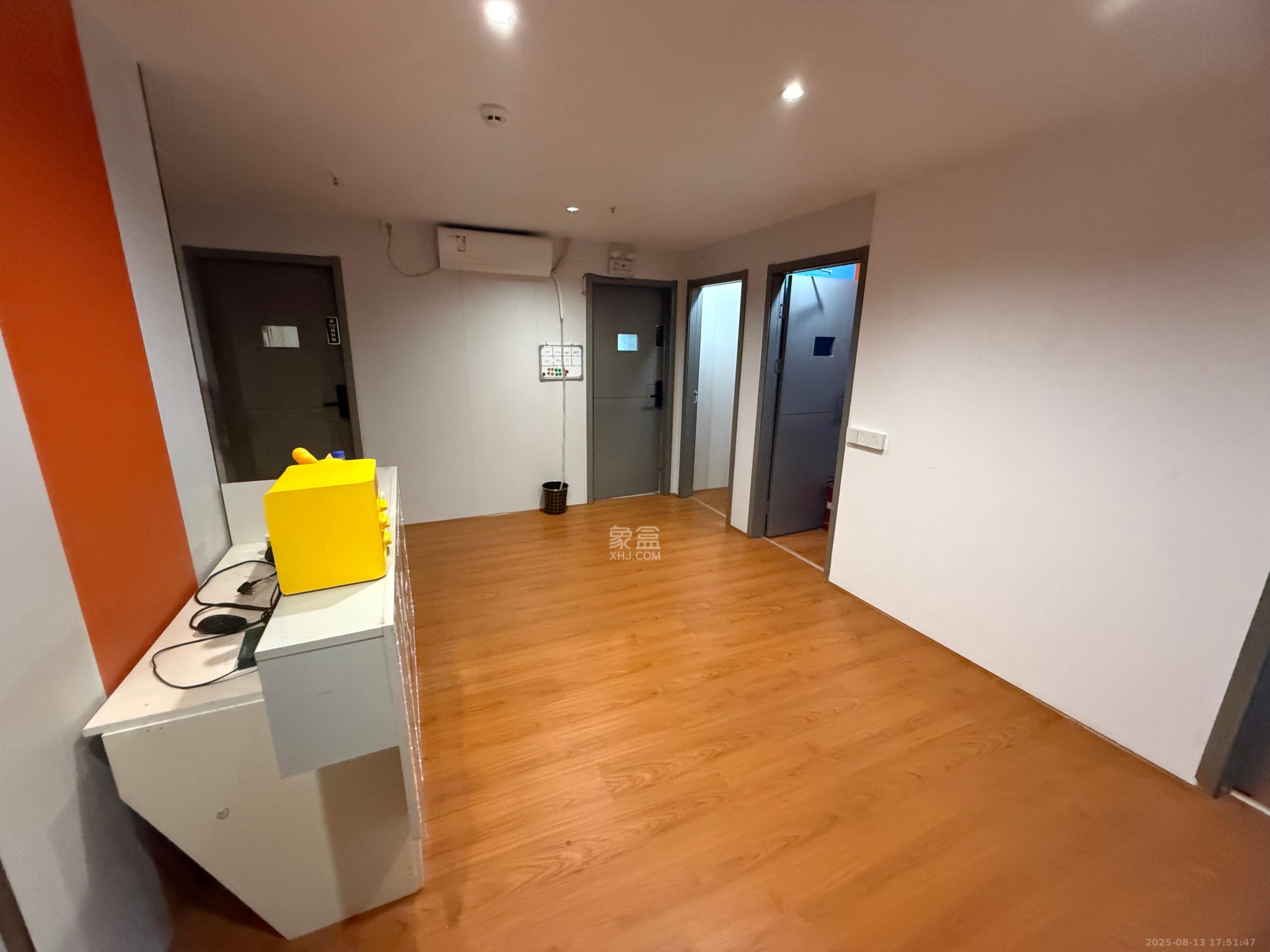 北辰三角洲B1E1区  1室1厅1卫    10000.0元/月 北辰三角洲B1E1区  1室1厅1卫    10000.0元/月