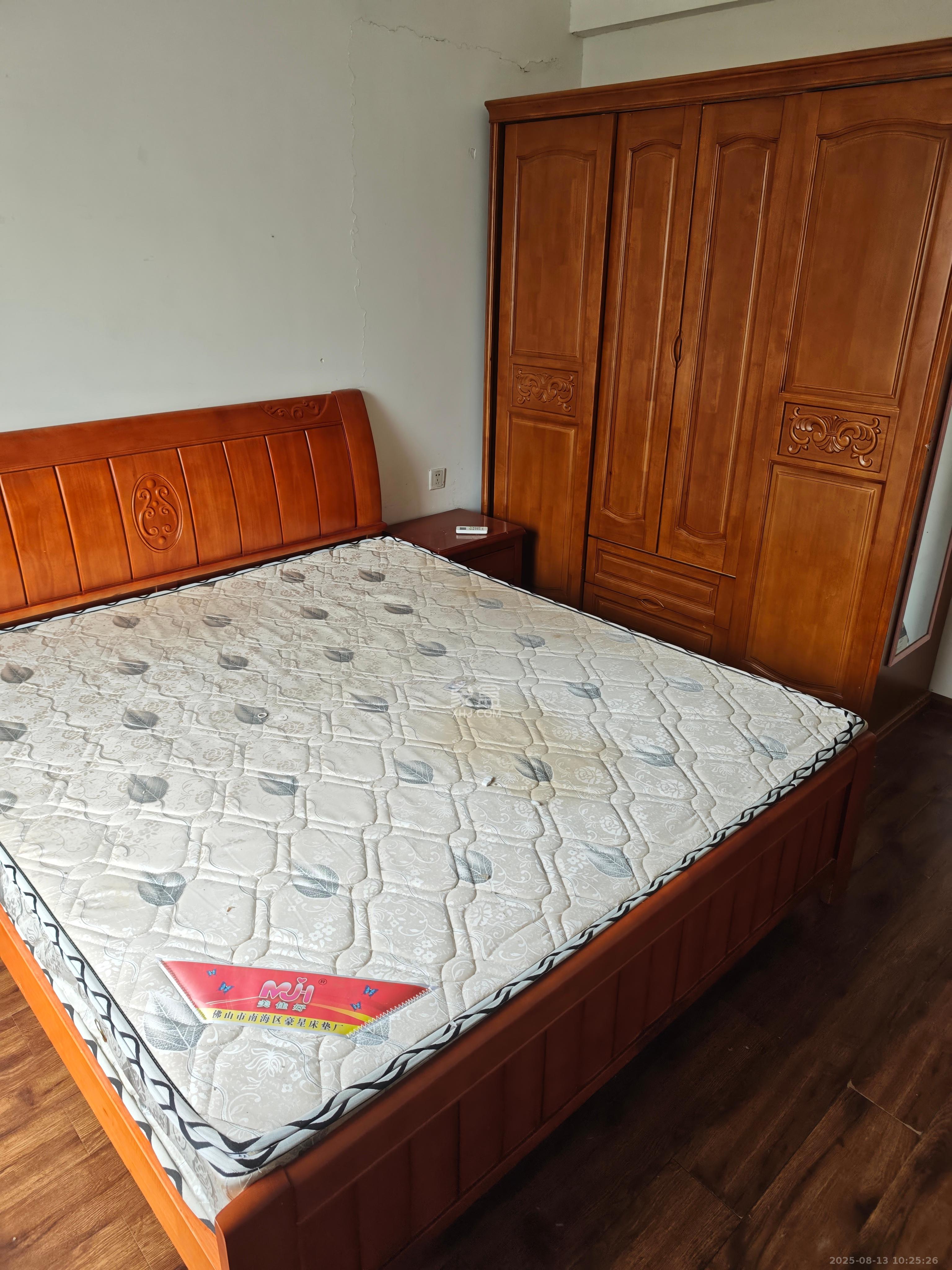 旭辉御府  3室1厅2卫   2300.00元/月室内图