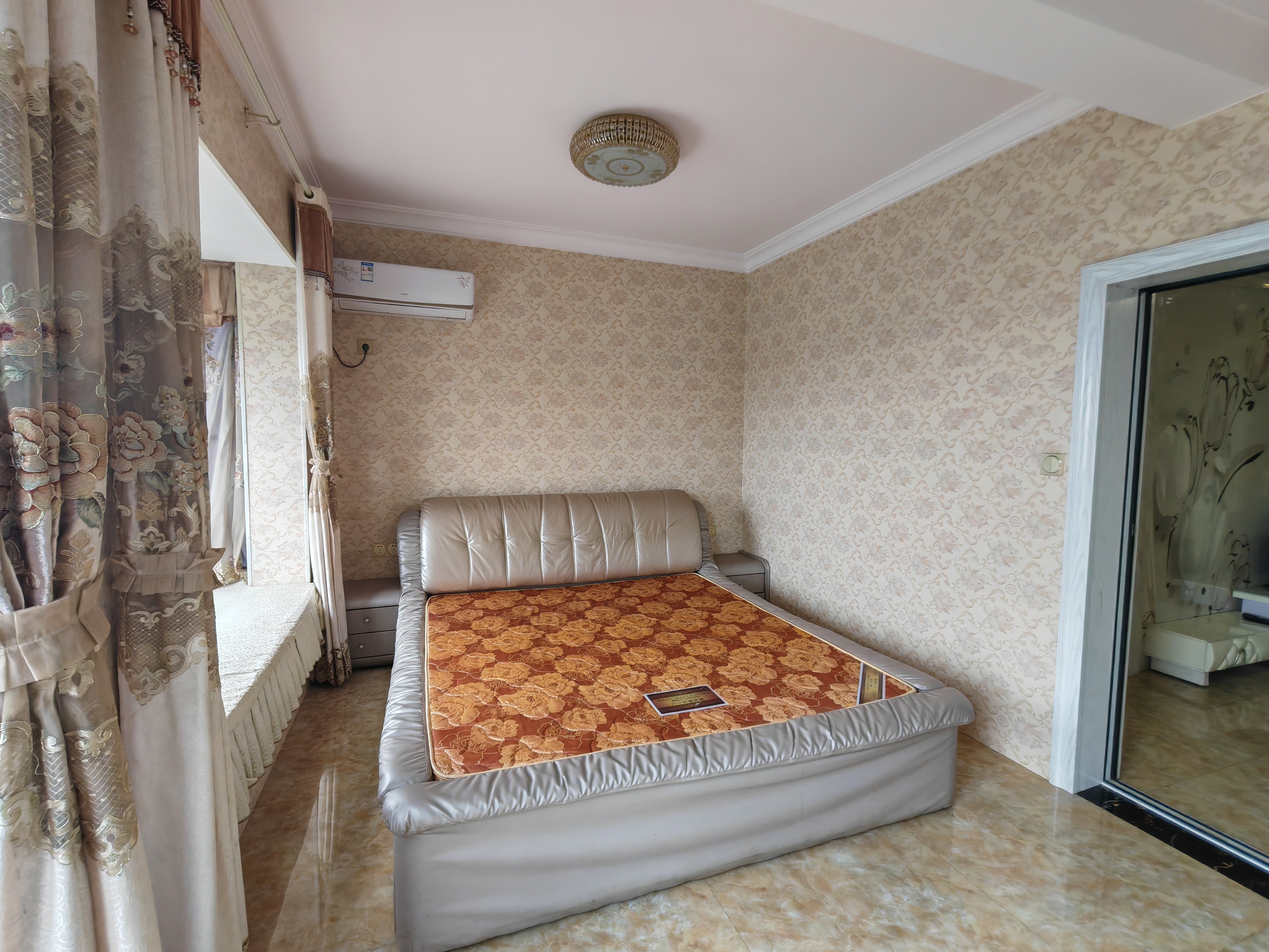 梓山湖领御  1室1厅1卫    39.8万 梓山湖领御  1室1厅1卫    39.8万室内图