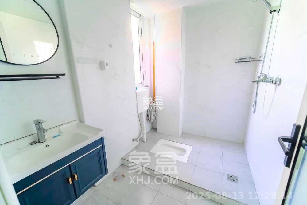 山水湾  1室0厅0卫   1400.00元/月室内图