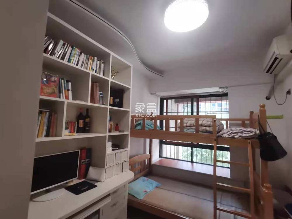 南海幸福城 3室2厅2卫 4500.0元/月 南海幸福城 3室2厅2卫 4500.0元/月室内图