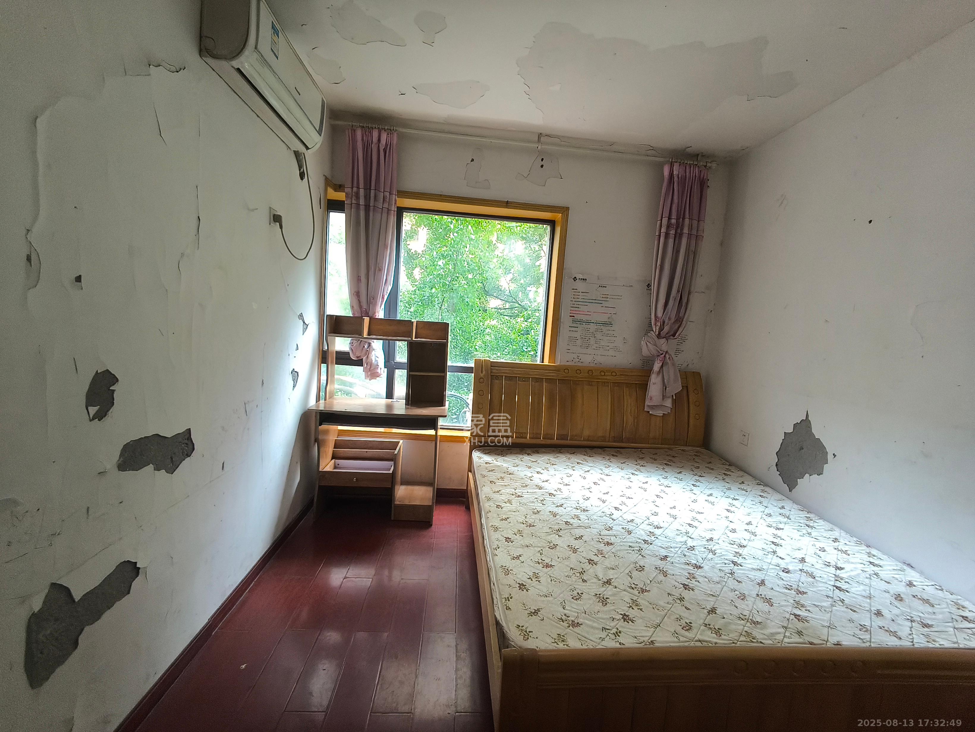 中国铁建国际城一期 3室2厅1卫 1350.0元/月 中国铁建国际城一期 3室2厅1卫 1350.0元/月室内图