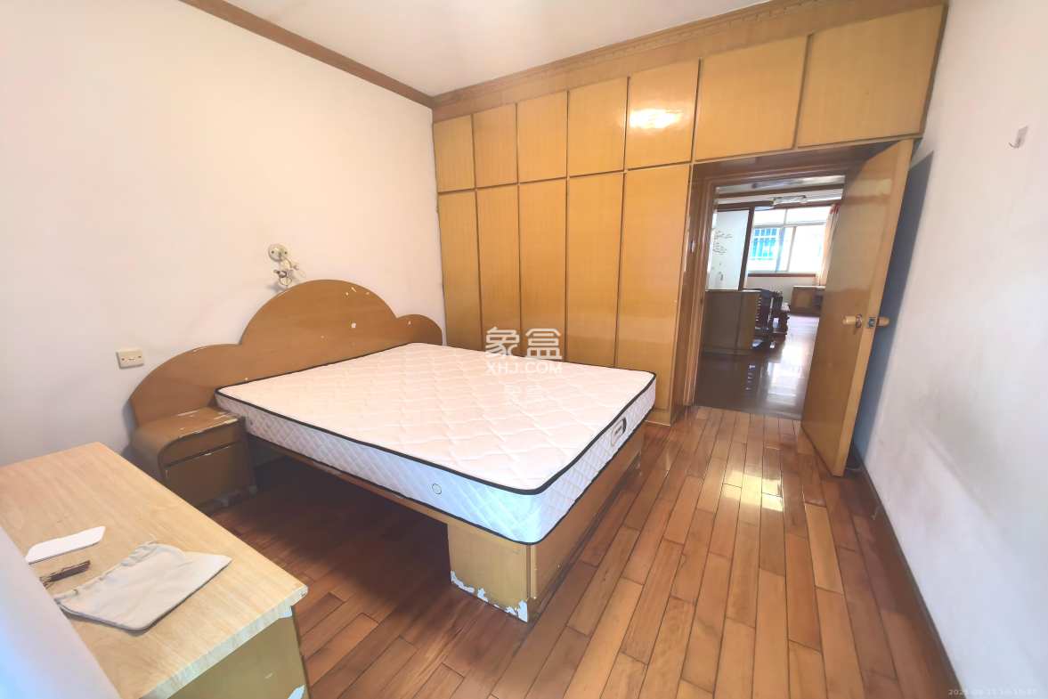 交通技校宿舍  1室1厅1卫    3000.0元/月 交通技校宿舍  1室1厅1卫    3000.0元/月室内图