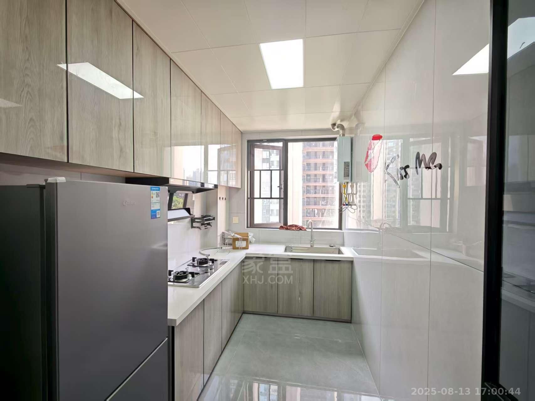 株洲恒大悦珑台 1室1厅1卫 1600.0元/月 株洲恒大悦珑台 1室1厅1卫 1600.0元/月室内图