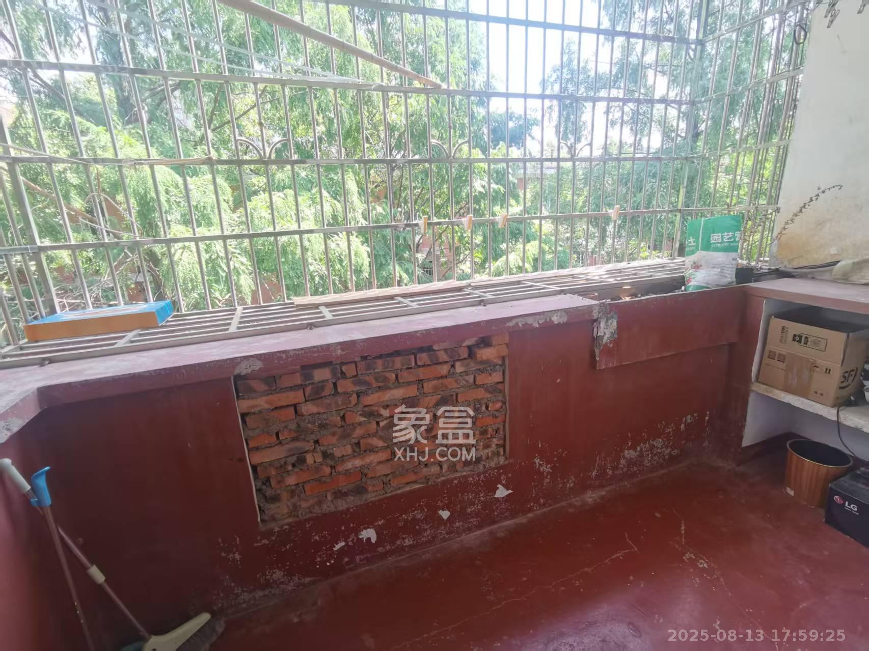 望月湖小区六片(湖中社区六片小区) 2室1厅1卫 1300.0元/月 望月湖小区六片(湖中社区六片小区) 2室1厅1卫 1300.0元/月室内图