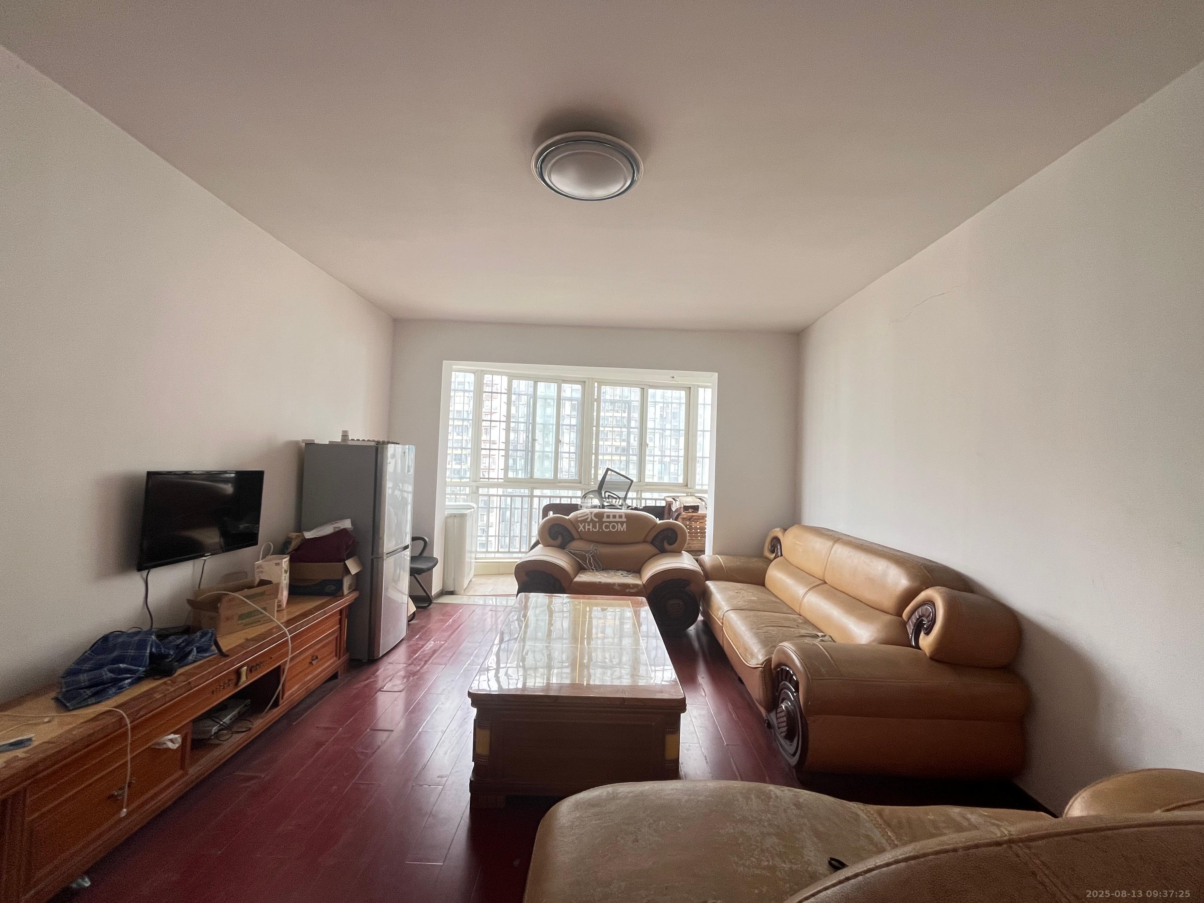 先锋东外滩  3室2厅2卫    2600.0元/月 先锋东外滩  3室2厅2卫    2600.0元/月