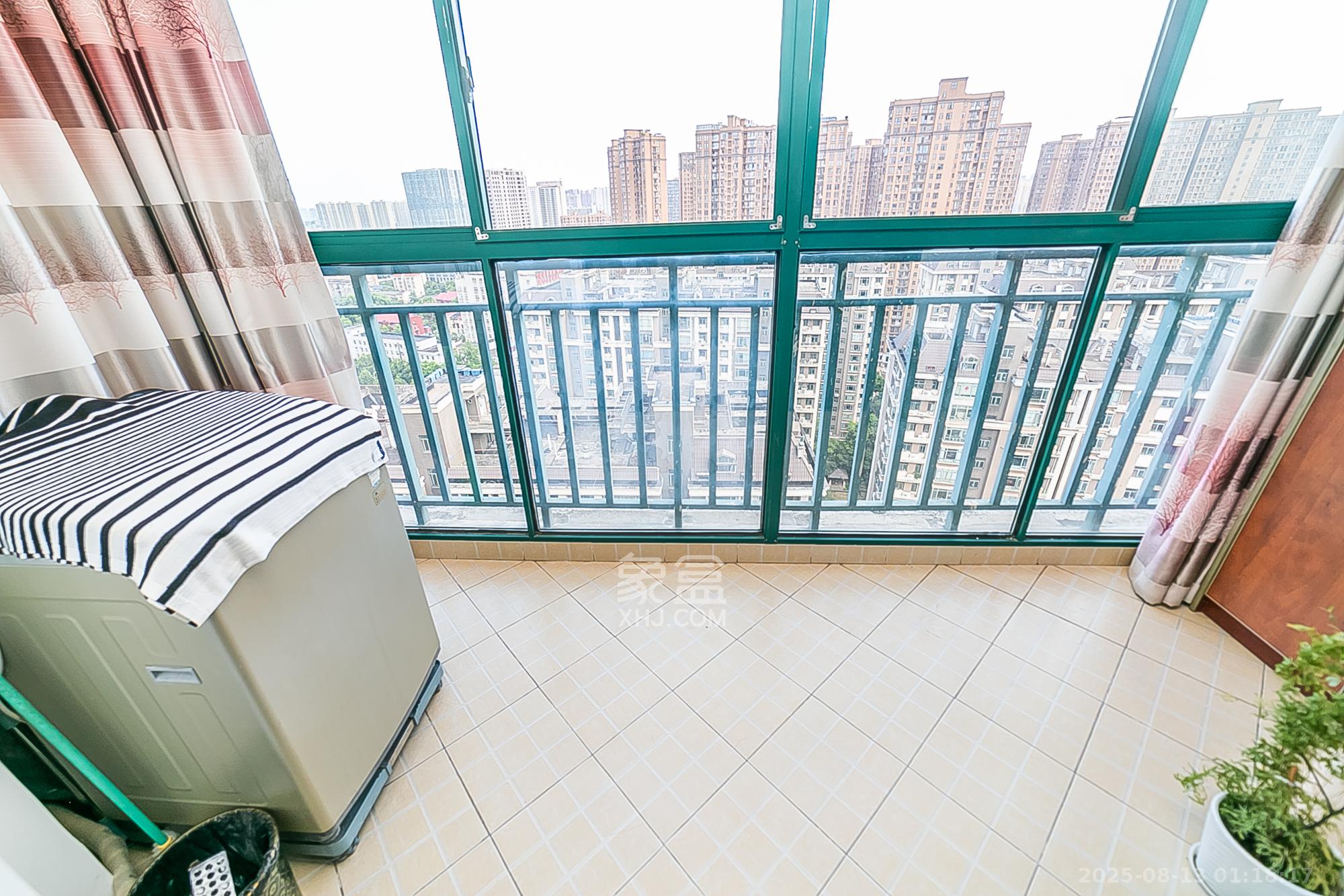 中江国际花城  2室2厅1卫    90.0万 中江国际花城  2室2厅1卫    90.0万其他