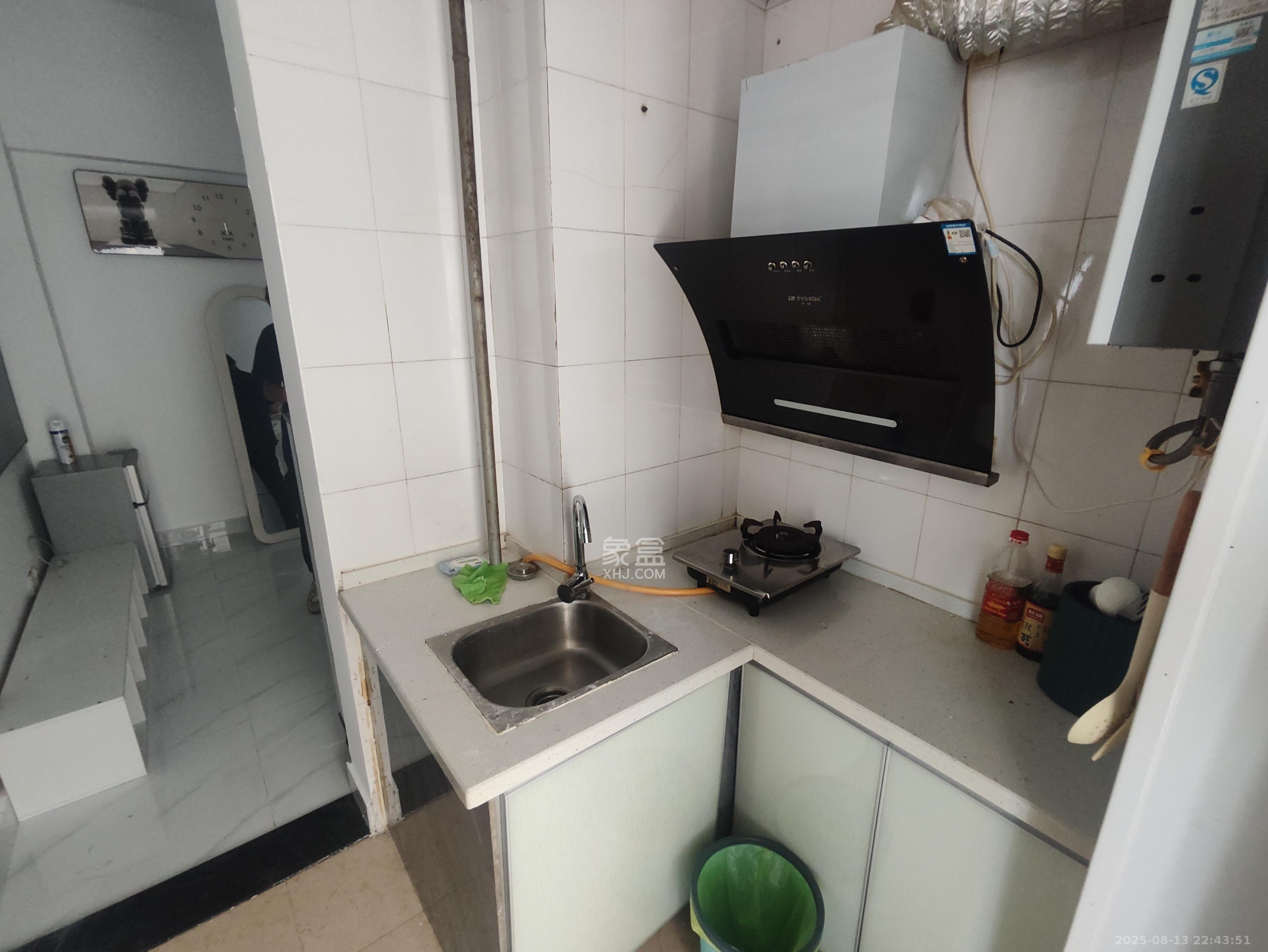 曙光大邸  1室1厅1卫    2000.0元/月 曙光大邸  1室1厅1卫    2000.0元/月室内图