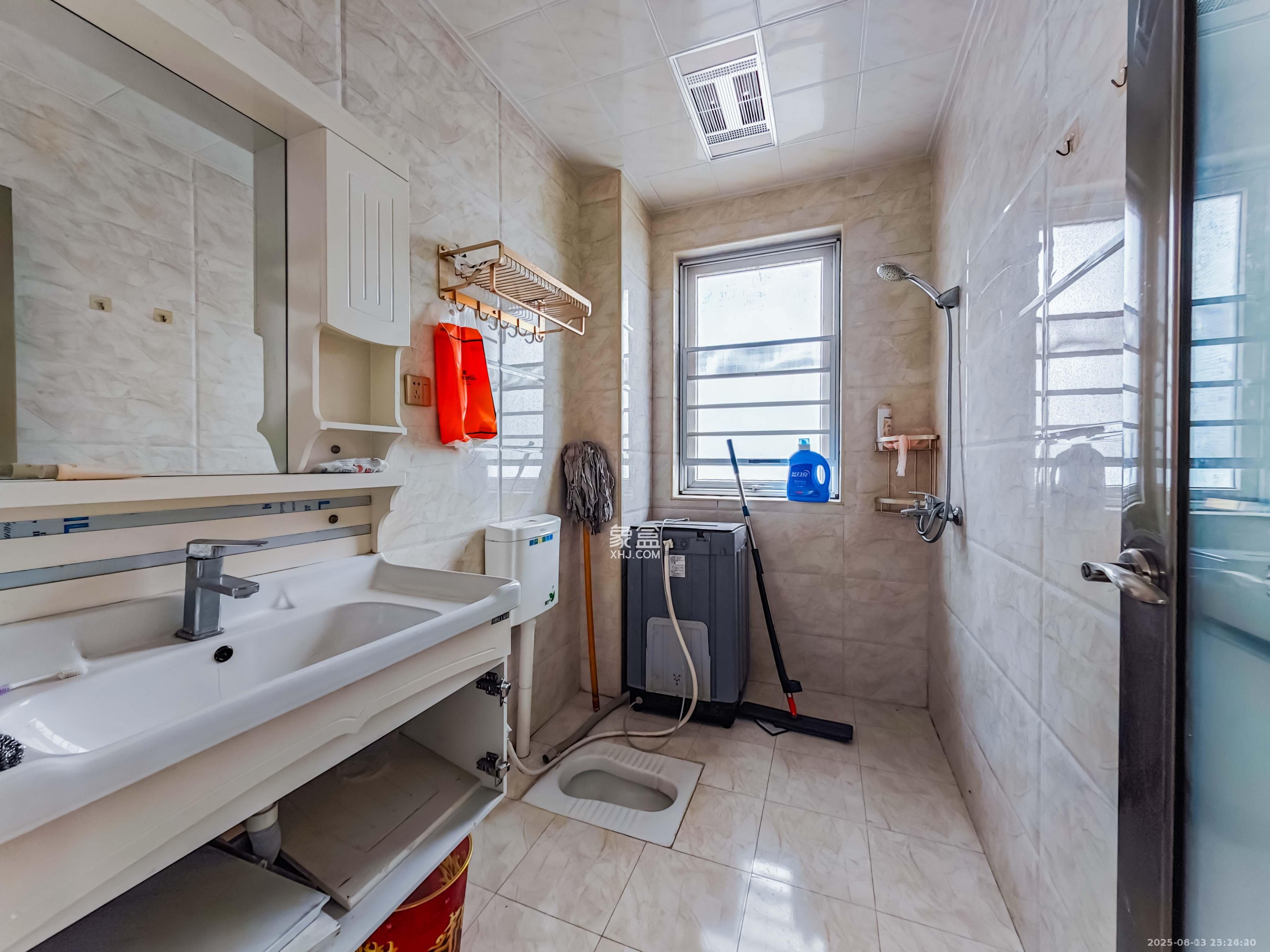 绿地之窗 5室2厅2卫 3000.0元/月 绿地之窗 5室2厅2卫 3000.0元/月室内图