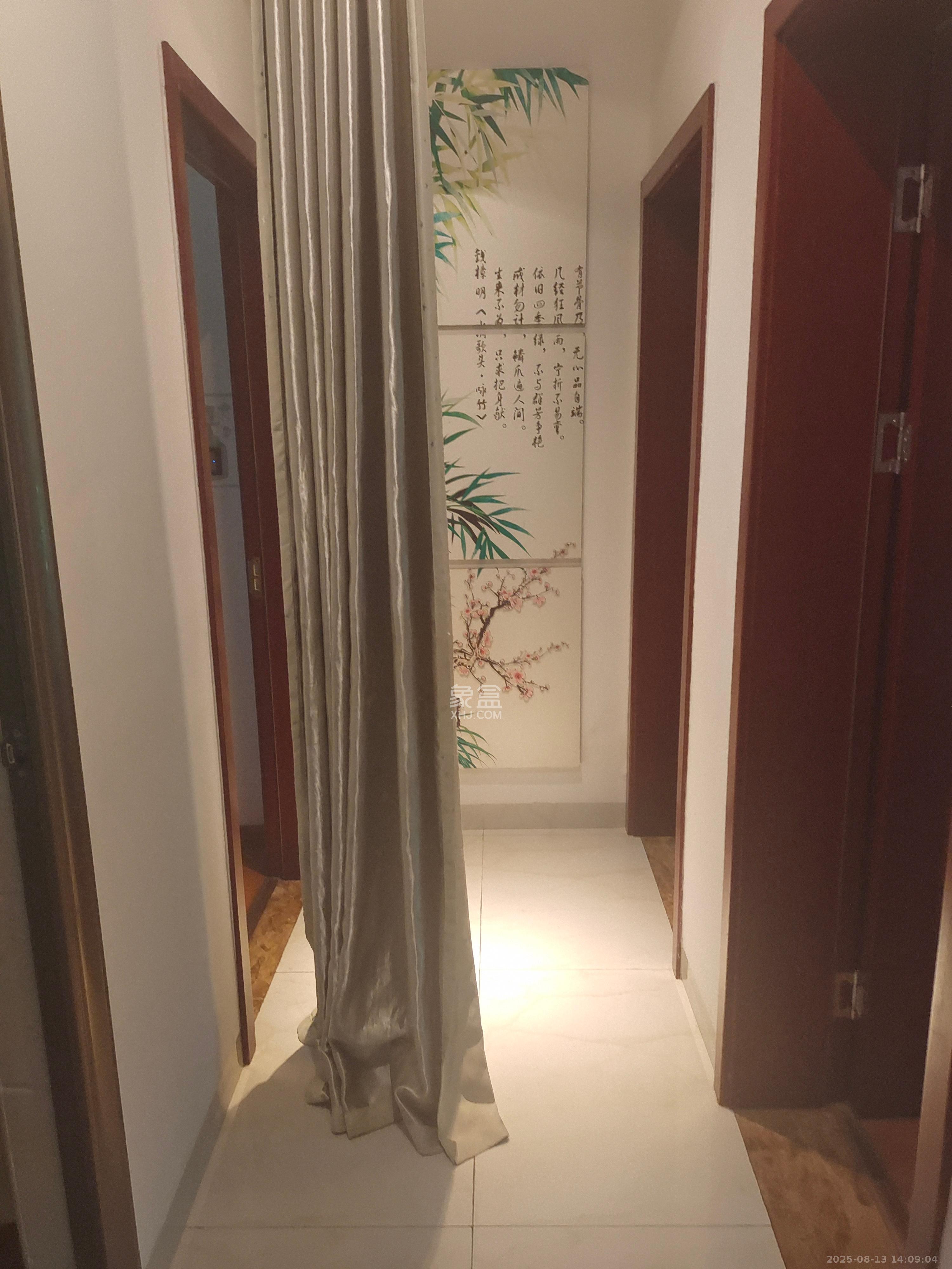 滨江一号(丰泰花园) 3室2厅2卫 2900.0元/月 滨江一号(丰泰花园) 3室2厅2卫 2900.0元/月室内图