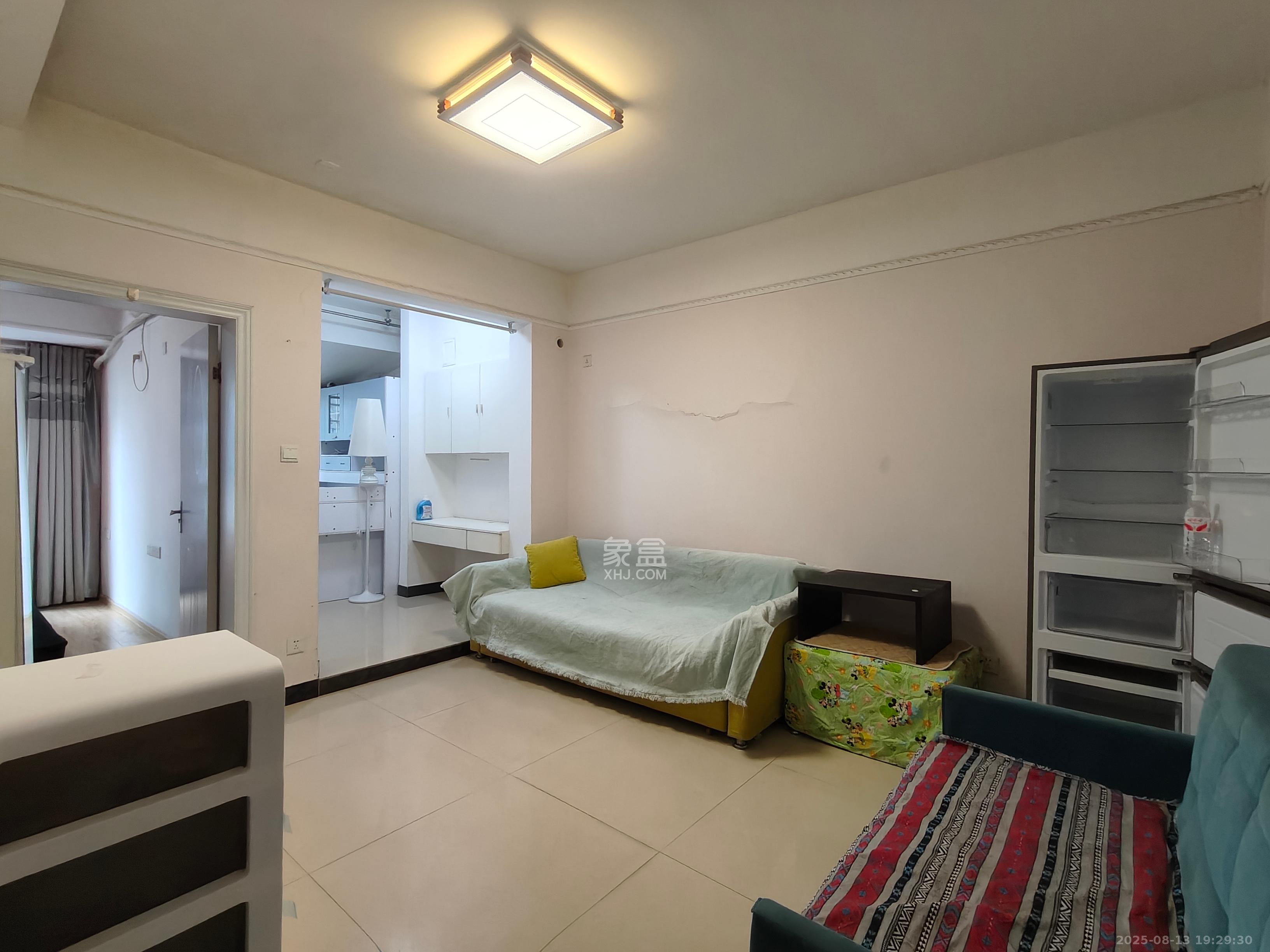 万博汇  1室1厅1卫    1900.0元/月 万博汇  1室1厅1卫    1900.0元/月室内图