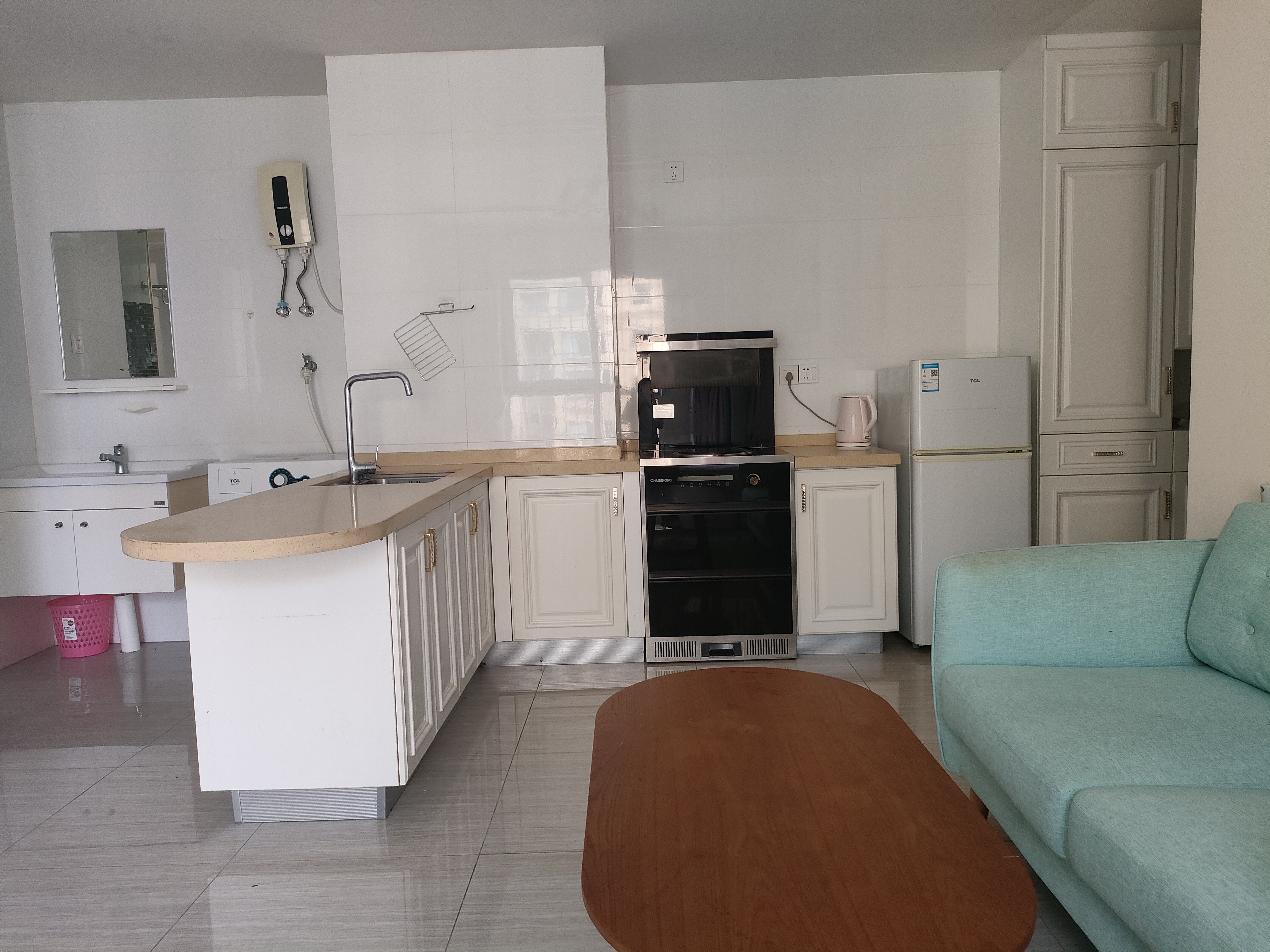 海阔天空-国瑞城四期(爵仕苑) 1室1厅1卫 2000.00元/月 海阔天空-国瑞城四期(爵仕苑) 1室1厅1卫 2000.00元/月室内图