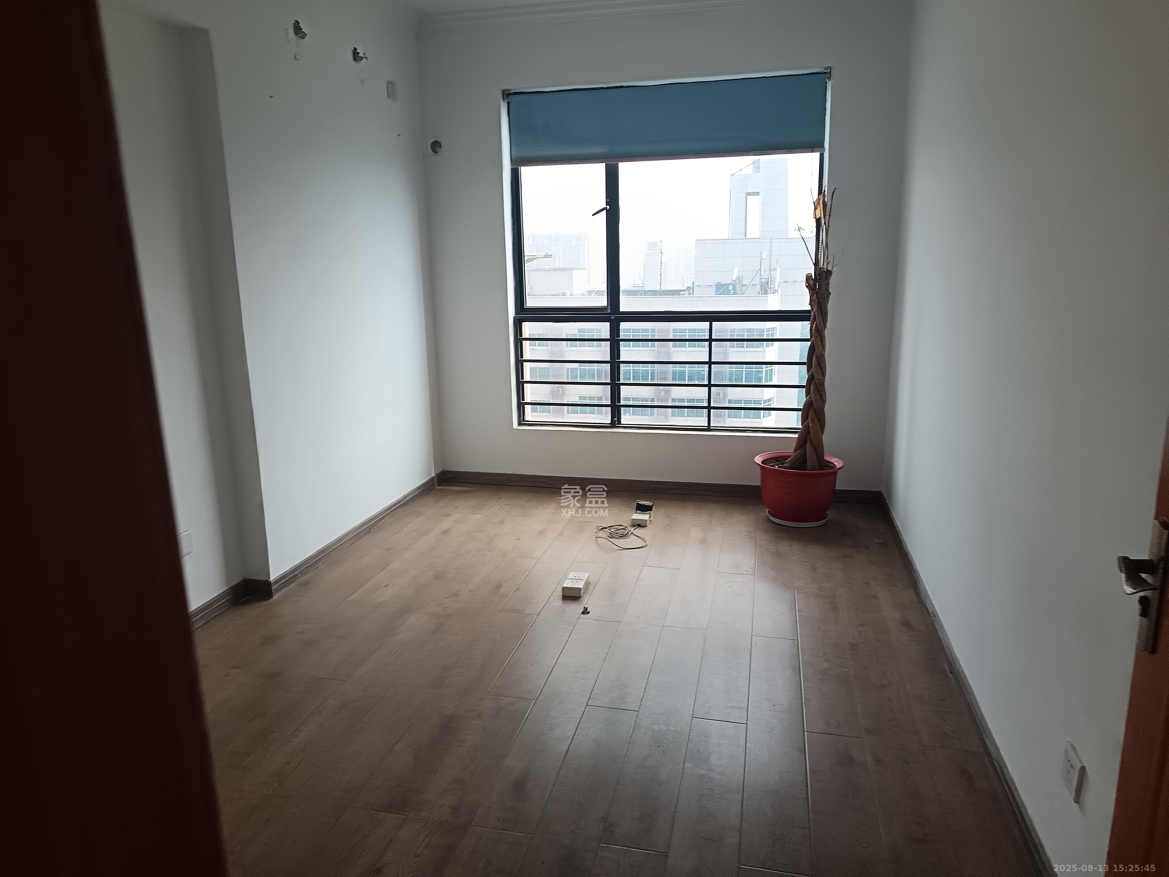 尚城 1室1厅1卫 9000.0元/月 尚城 1室1厅1卫 9000.0元/月室内图