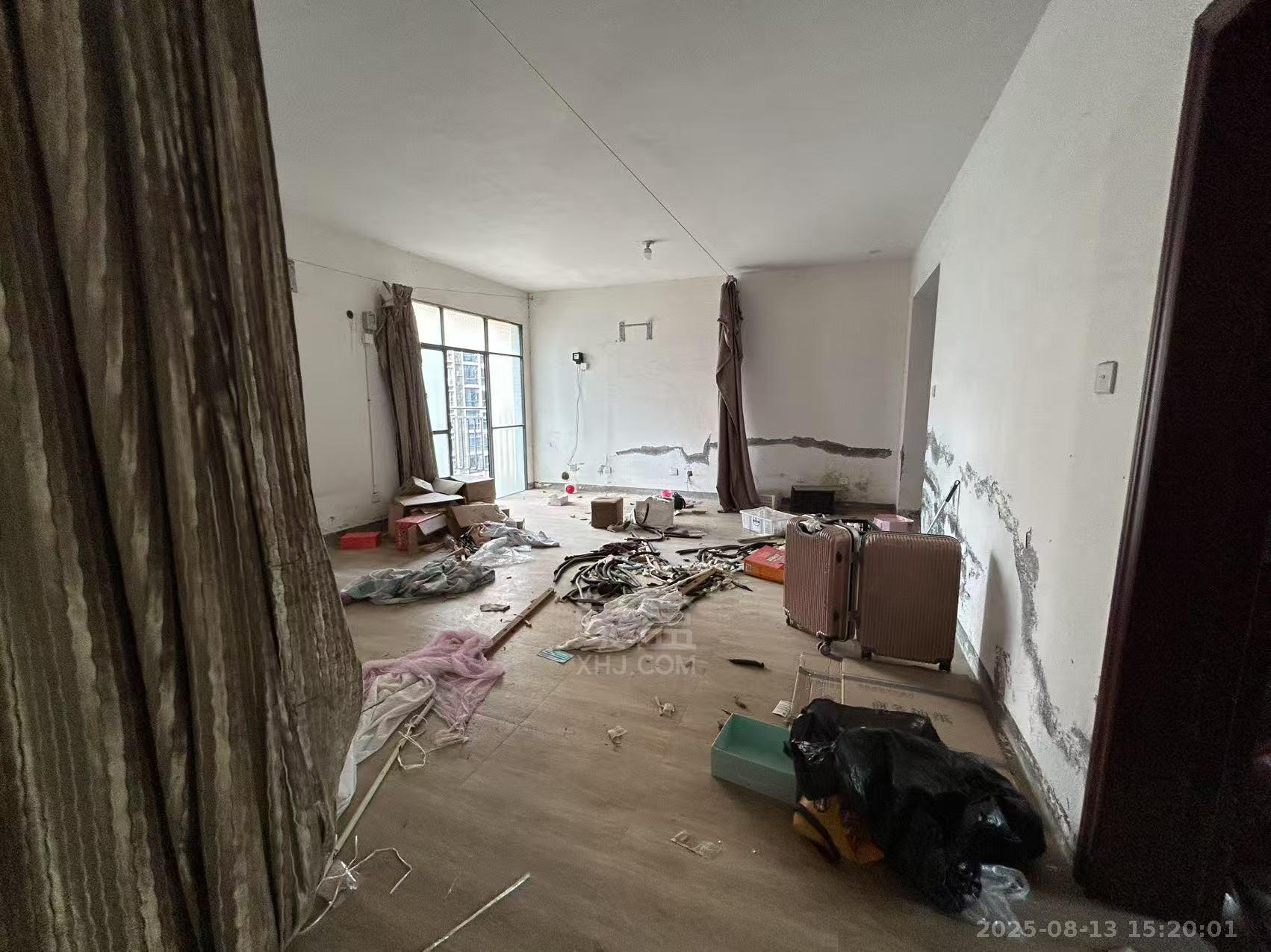 庐山春天早安华晨 3室2厅1卫 1200.0元/月 庐山春天早安华晨 3室2厅1卫 1200.0元/月室内图