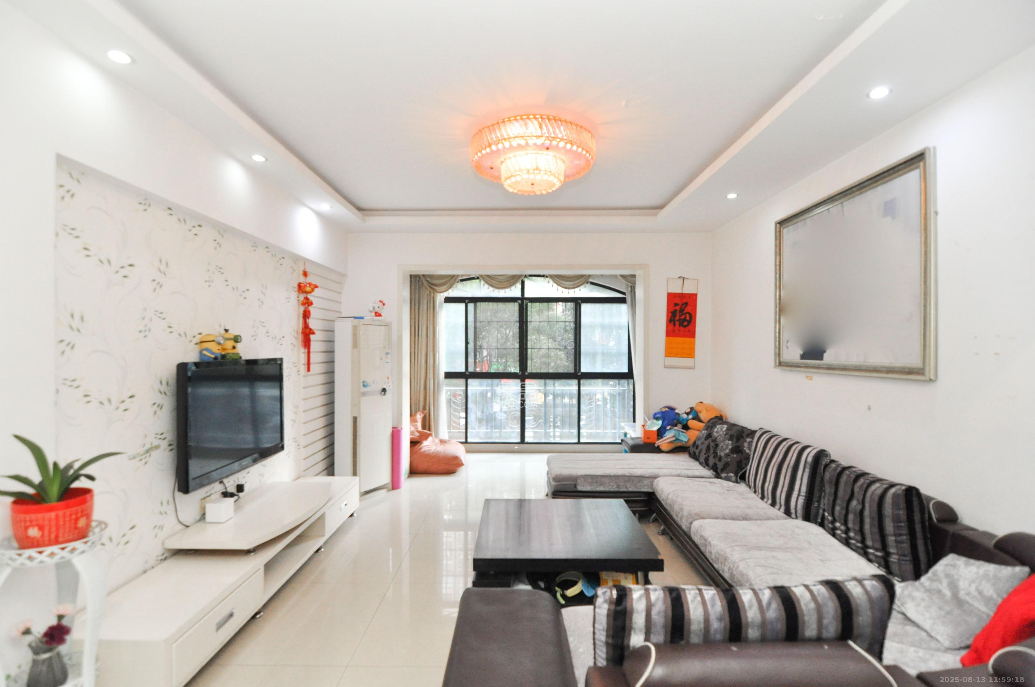 沁园春御院  3室2厅2卫    2800.0元/月 沁园春御院  3室2厅2卫    2800.0元/月室内图