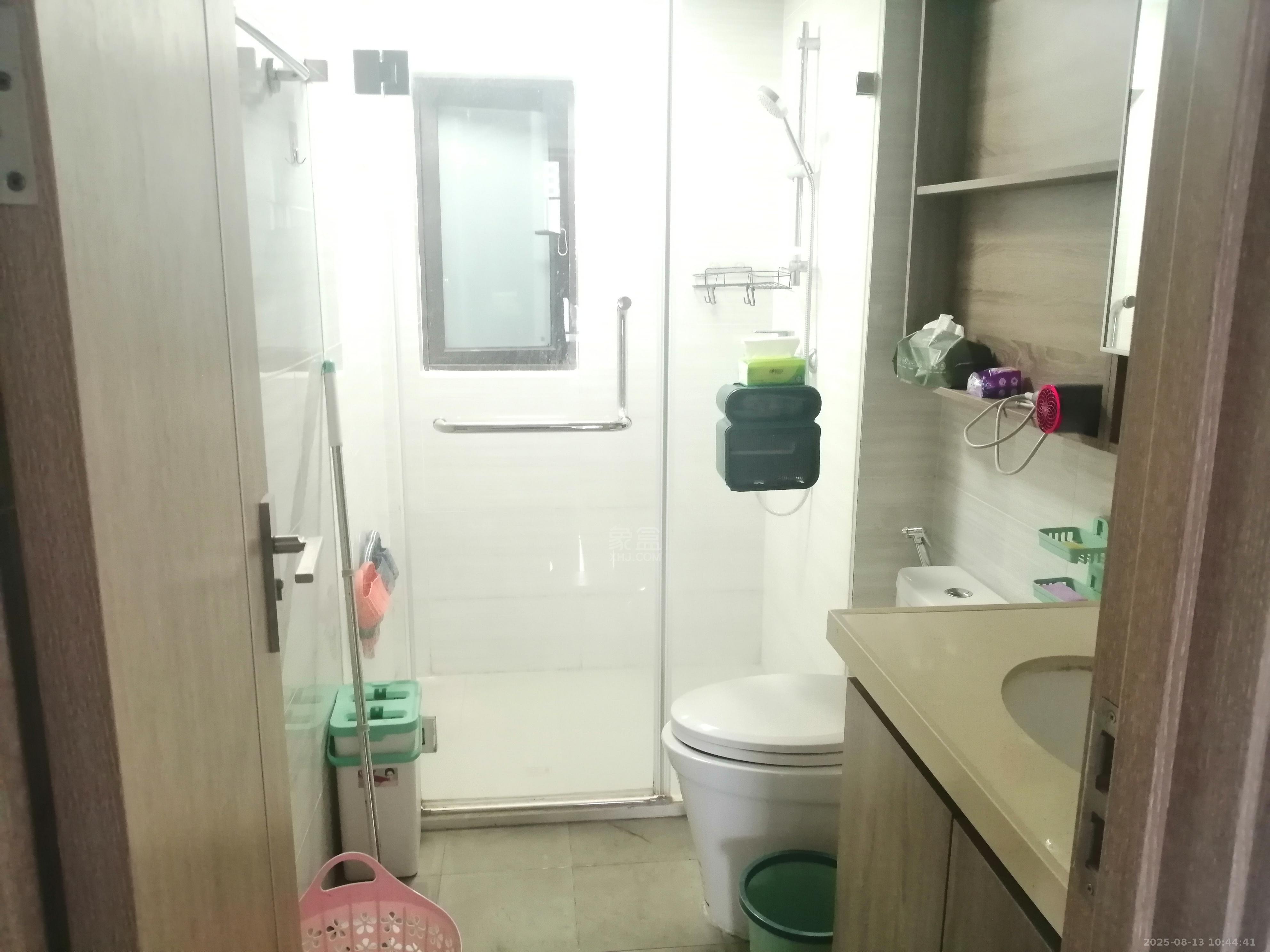 美的翰城  3室2厅2卫    2000.0元/月 美的翰城  3室2厅2卫    2000.0元/月室内图