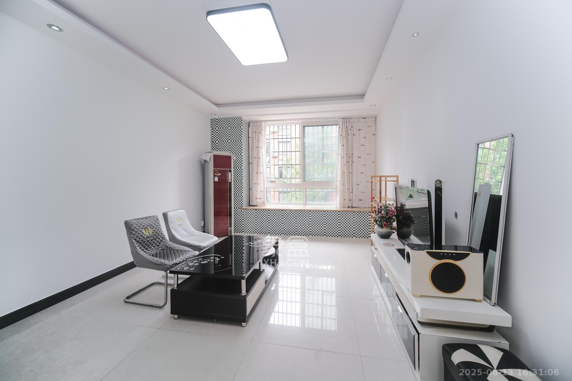 山水湾 1室2厅1卫 59.8万 山水湾 1室2厅1卫 59.8万其他