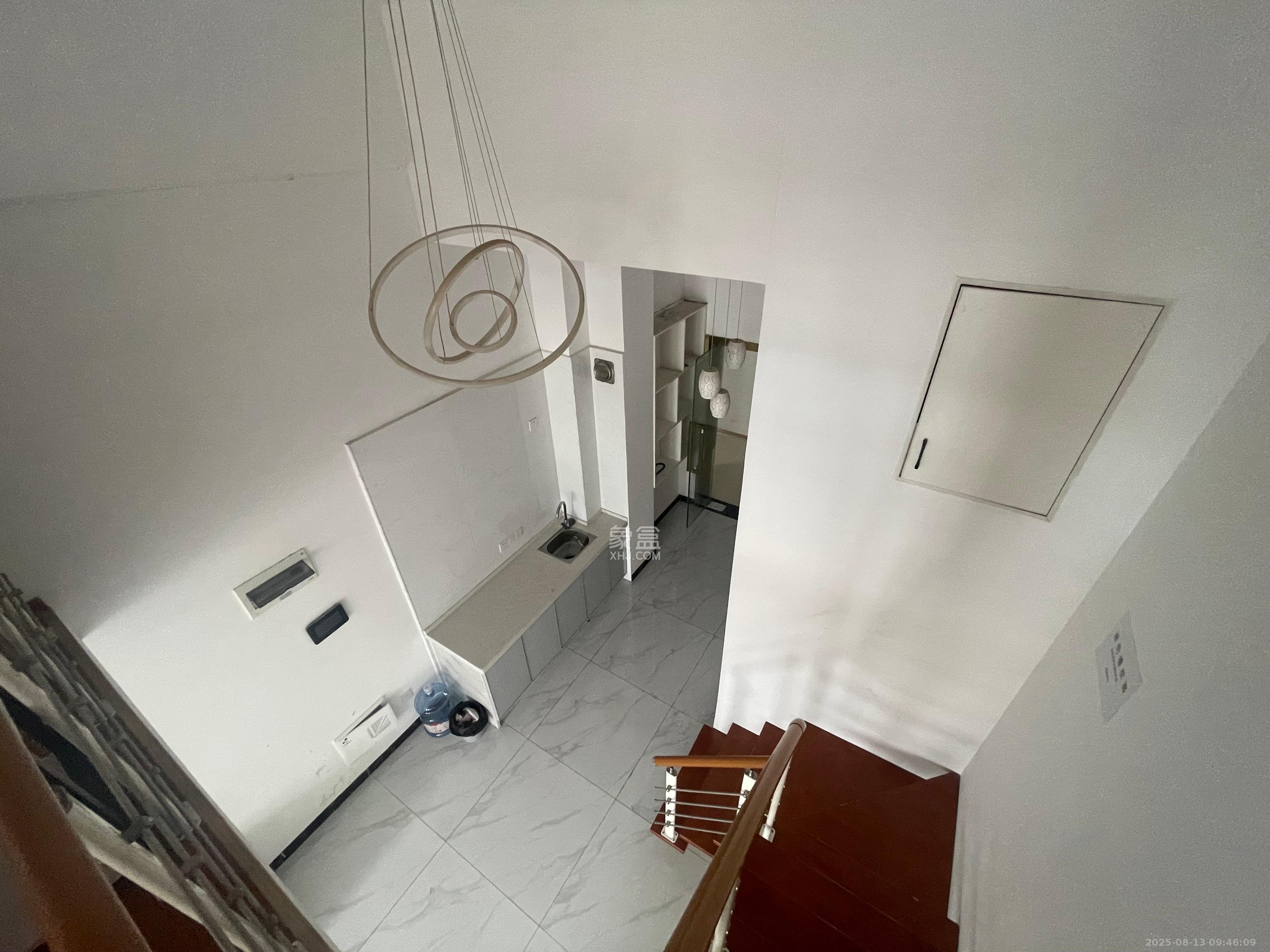 华润置地广场二期 1室1厅1卫 1600.0元/月 华润置地广场二期 1室1厅1卫 1600.0元/月室内图