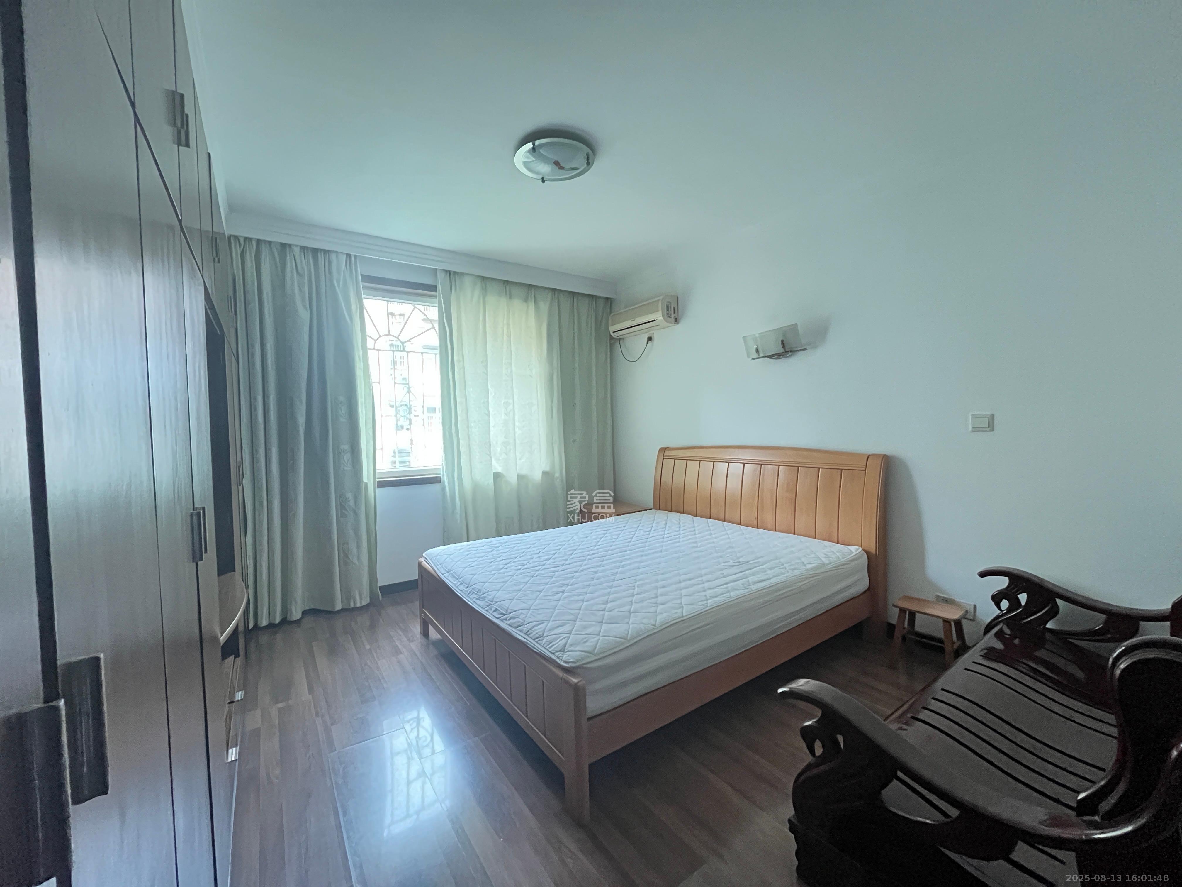 八方公司宿舍（师家老屋）  3室2厅2卫   2800.00元/月室内图