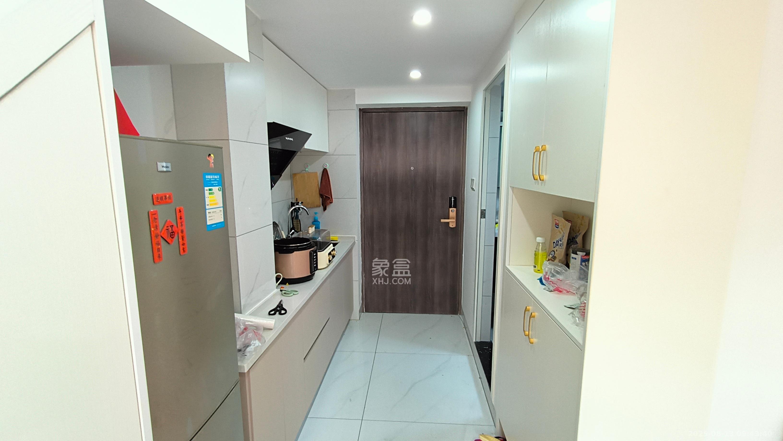 映客龙湖璟翠公馆（映客龙湖璟翠中心）   41.63㎡     2100.00元/月室内图