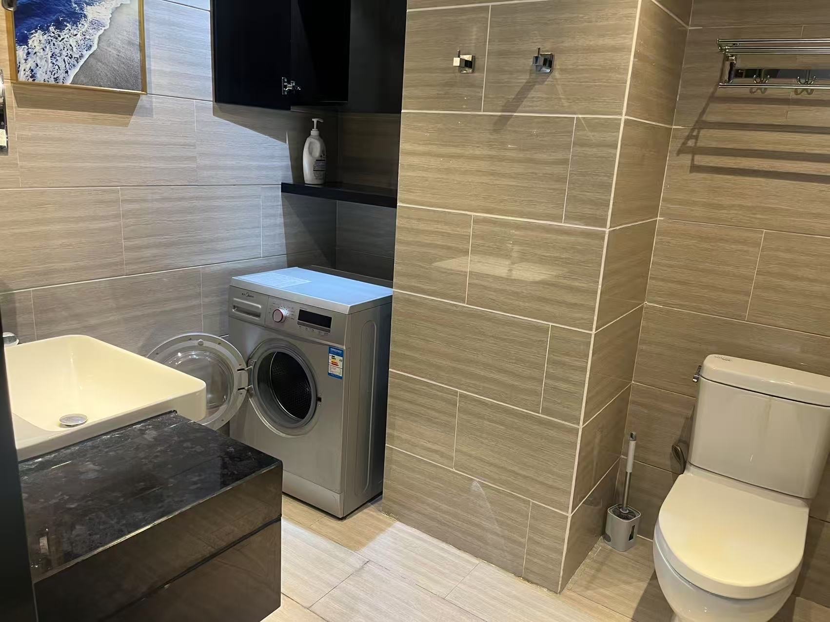 海航国际广场 1室1厅1卫 1800.0元/月 海航国际广场 1室1厅1卫 1800.0元/月室内图