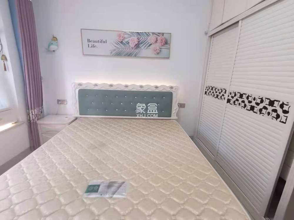 南海幸福城 3室2厅2卫 4500.0元/月 南海幸福城 3室2厅2卫 4500.0元/月室内图