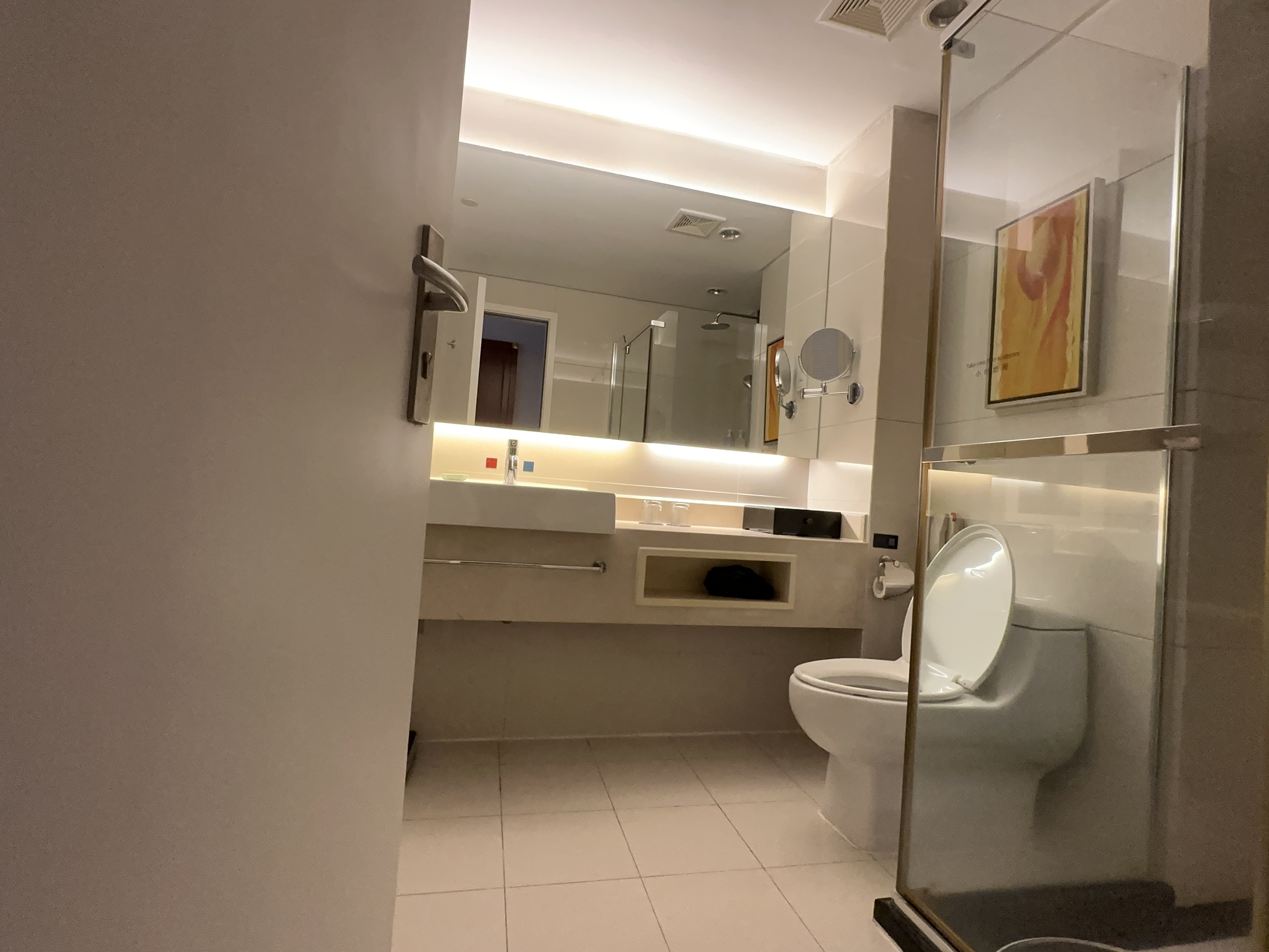 明光国际大酒店 1室1厅1卫 80.0万 明光国际大酒店 1室1厅1卫 80.0万客厅