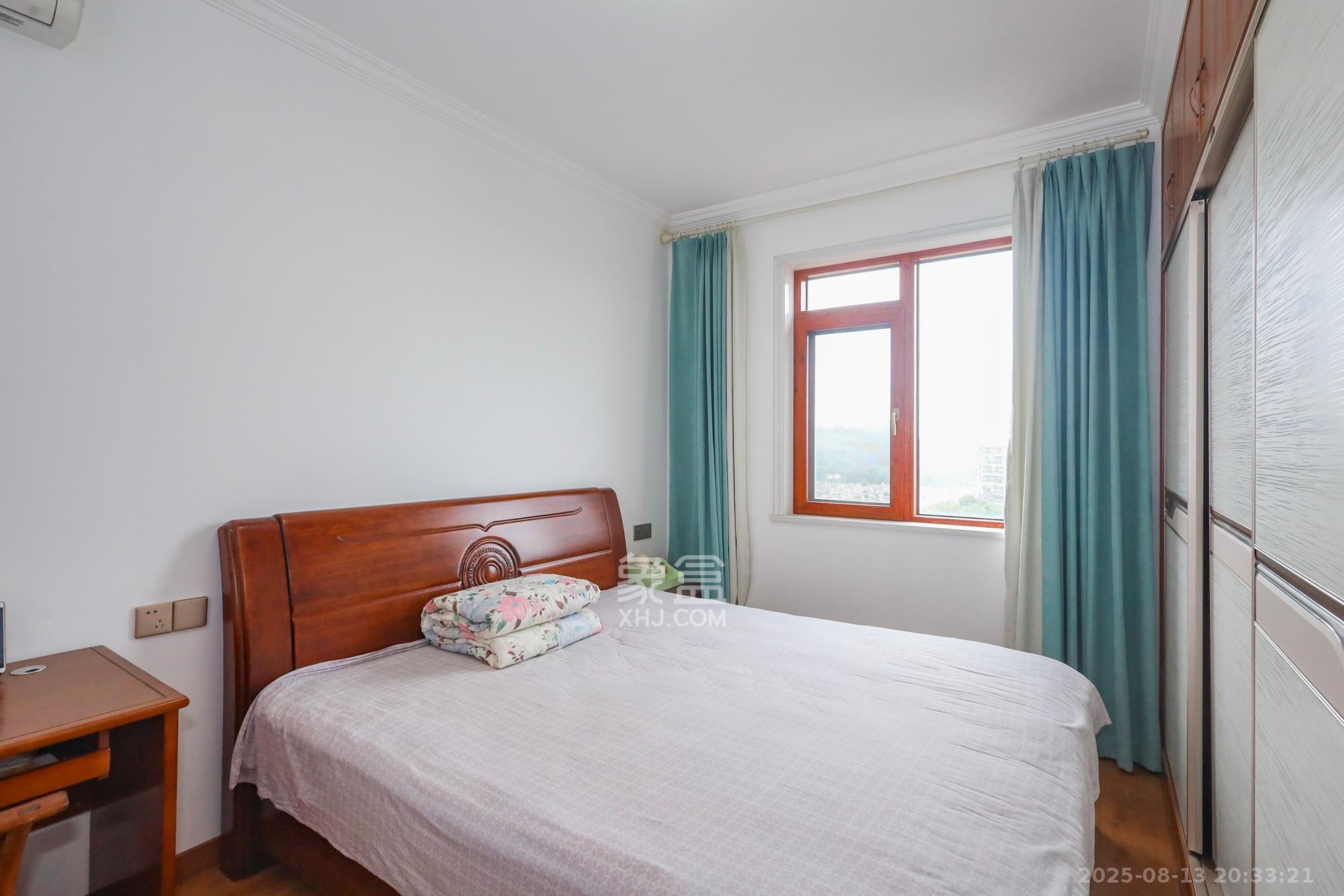 谷山庭院二期  2室2厅1卫    88.0万 谷山庭院二期  2室2厅1卫    88.0万卧室