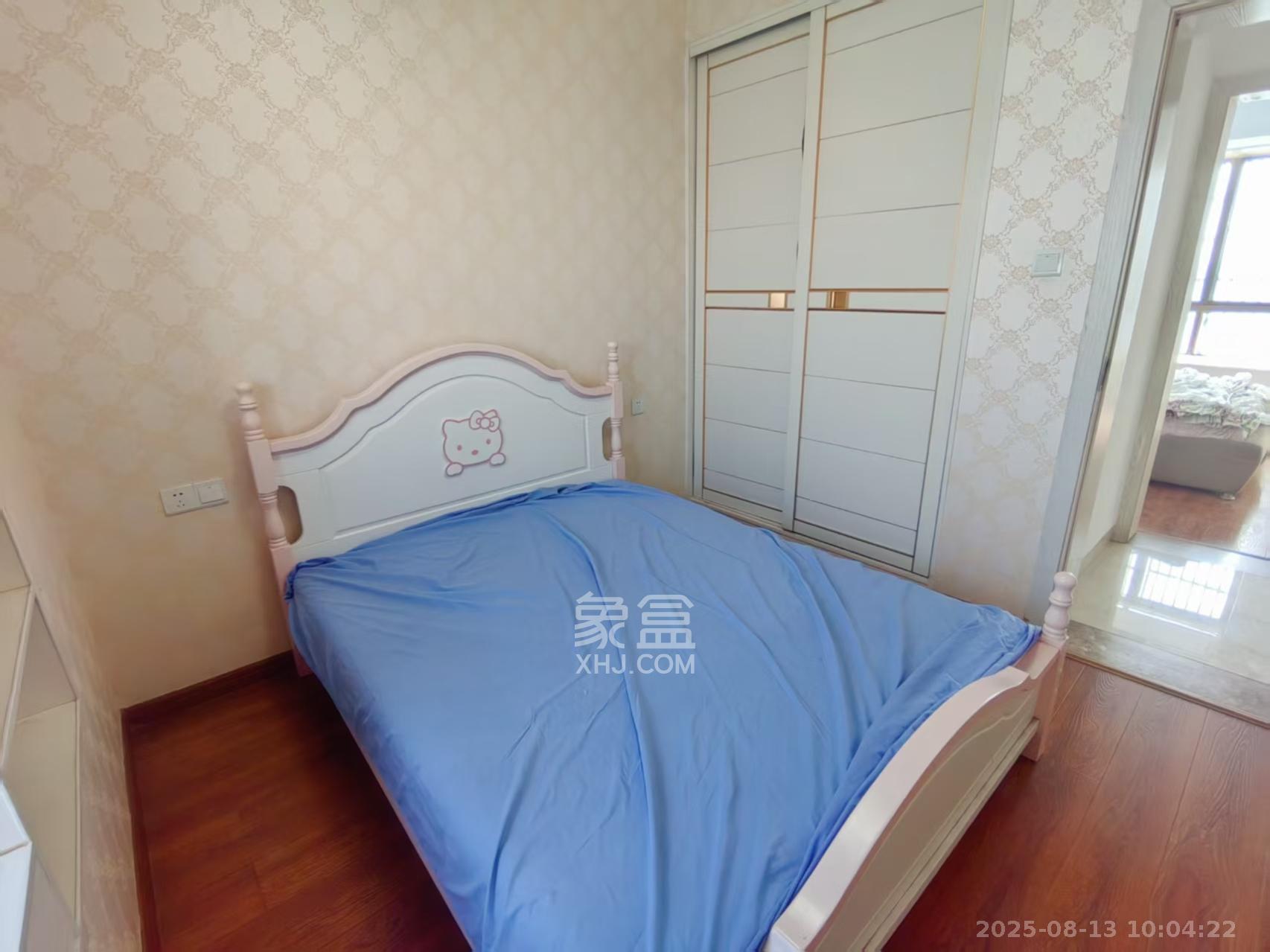 四方水岸(世方水岸)  3室1厅1卫    2580.0元/月室内图