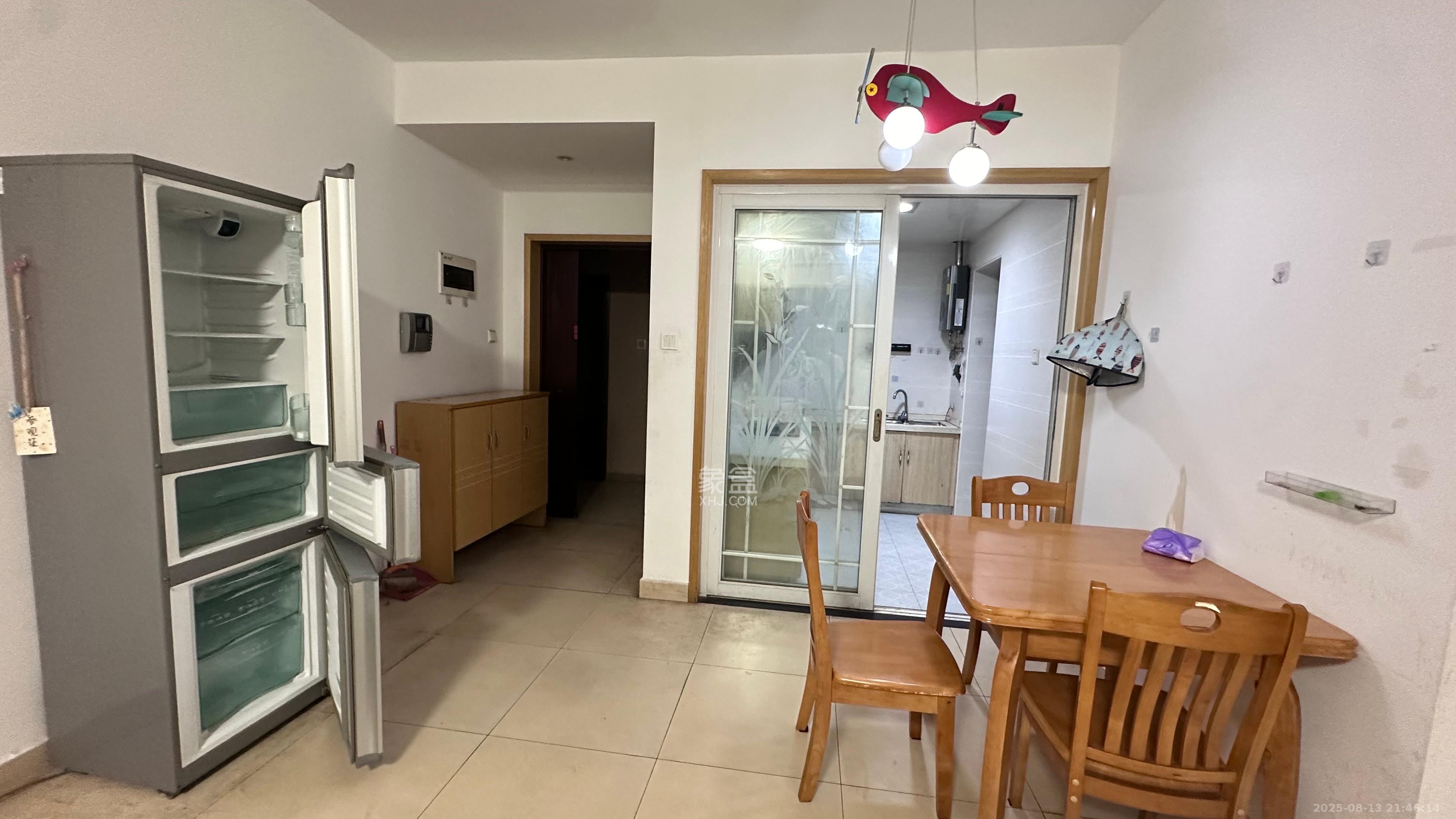 融科檀香山（融科紫檀、香山国际）  2室2厅1卫    2600.0元/月室内图