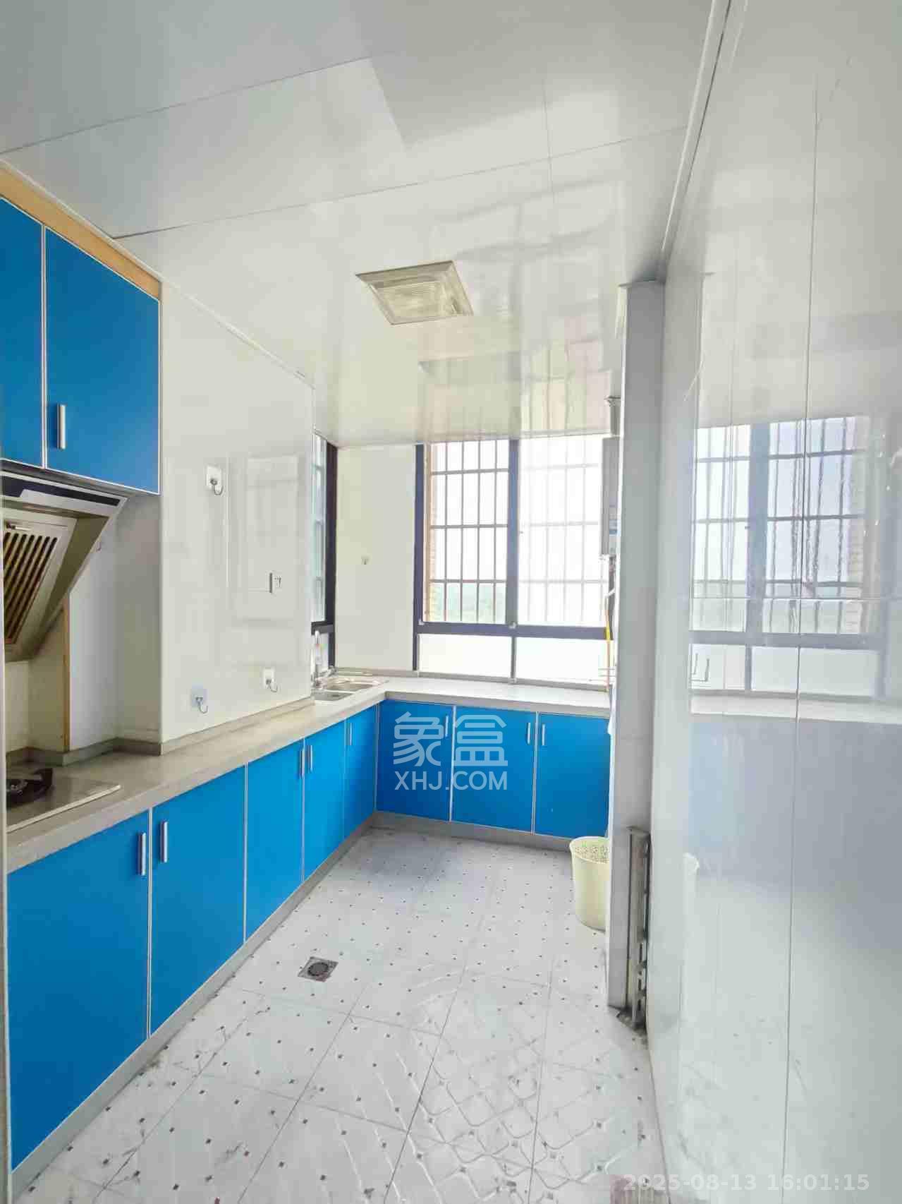 世纪桃花苑  1室2厅2卫    1800.0元/月 世纪桃花苑  1室2厅2卫    1800.0元/月室内图