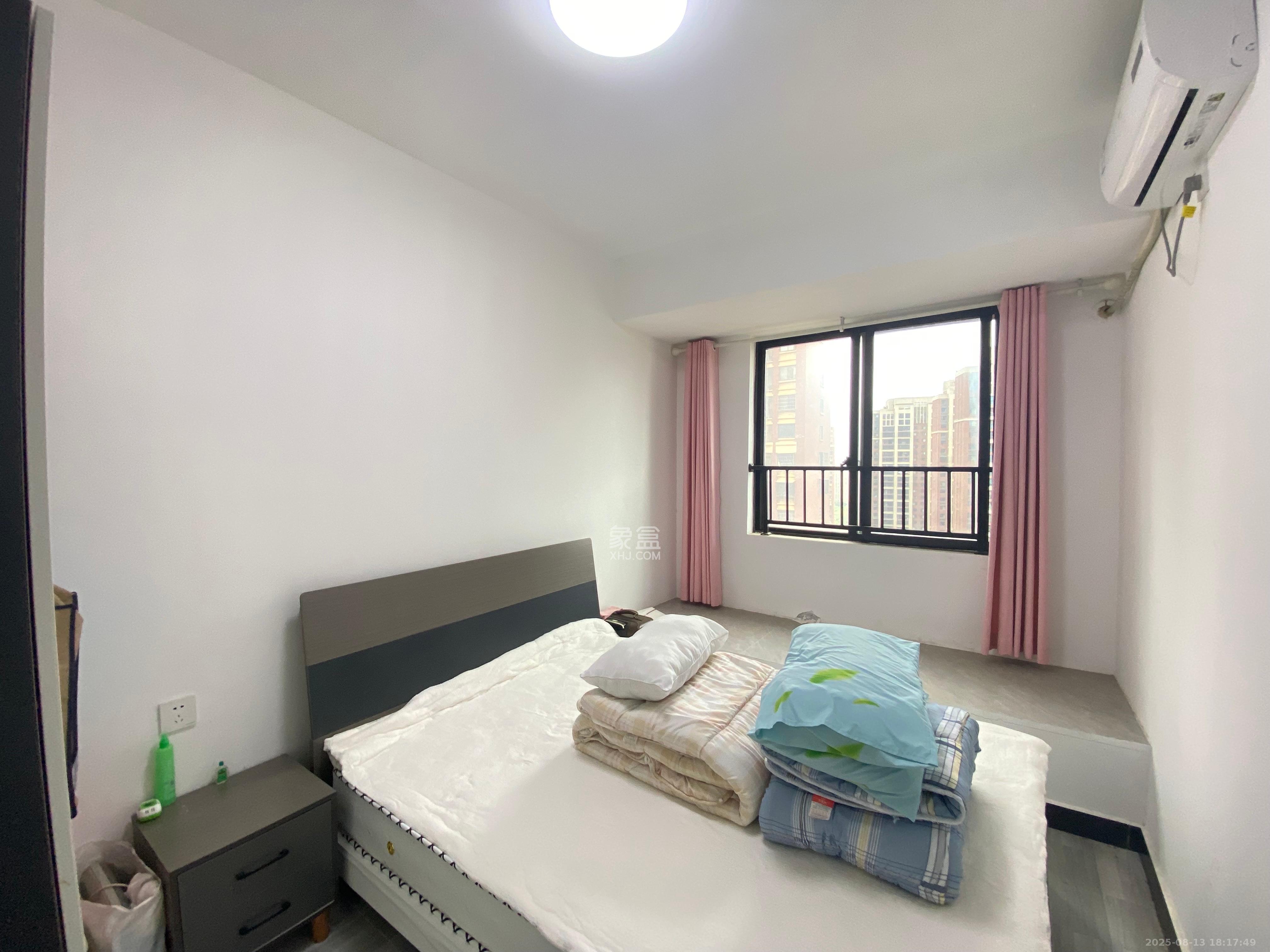 新城国际花都  3室2厅1卫    1650.0元/月 新城国际花都  3室2厅1卫    1650.0元/月室内图