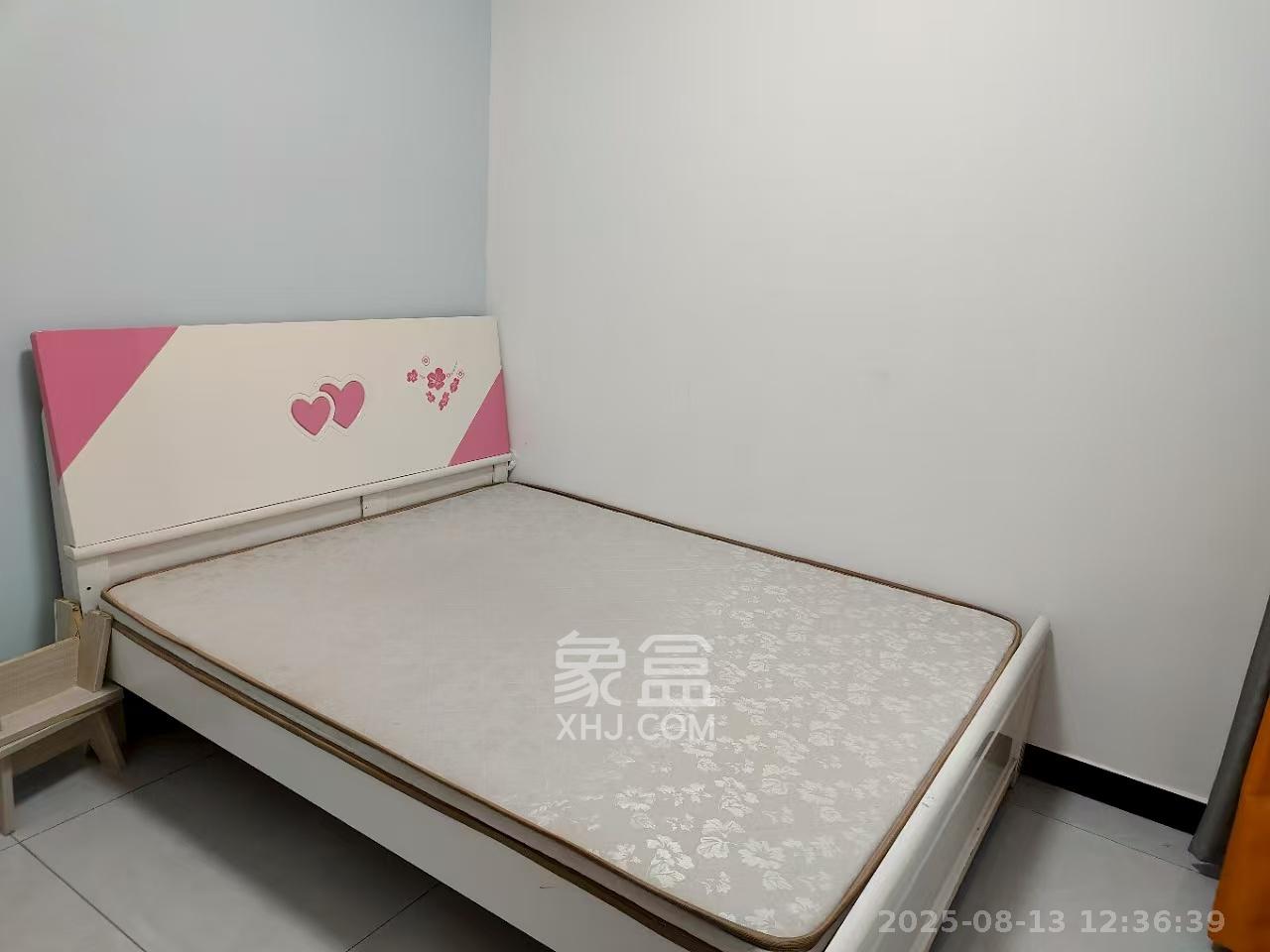 富基世纪公园  3室1厅1卫   1700.00元/月室内图