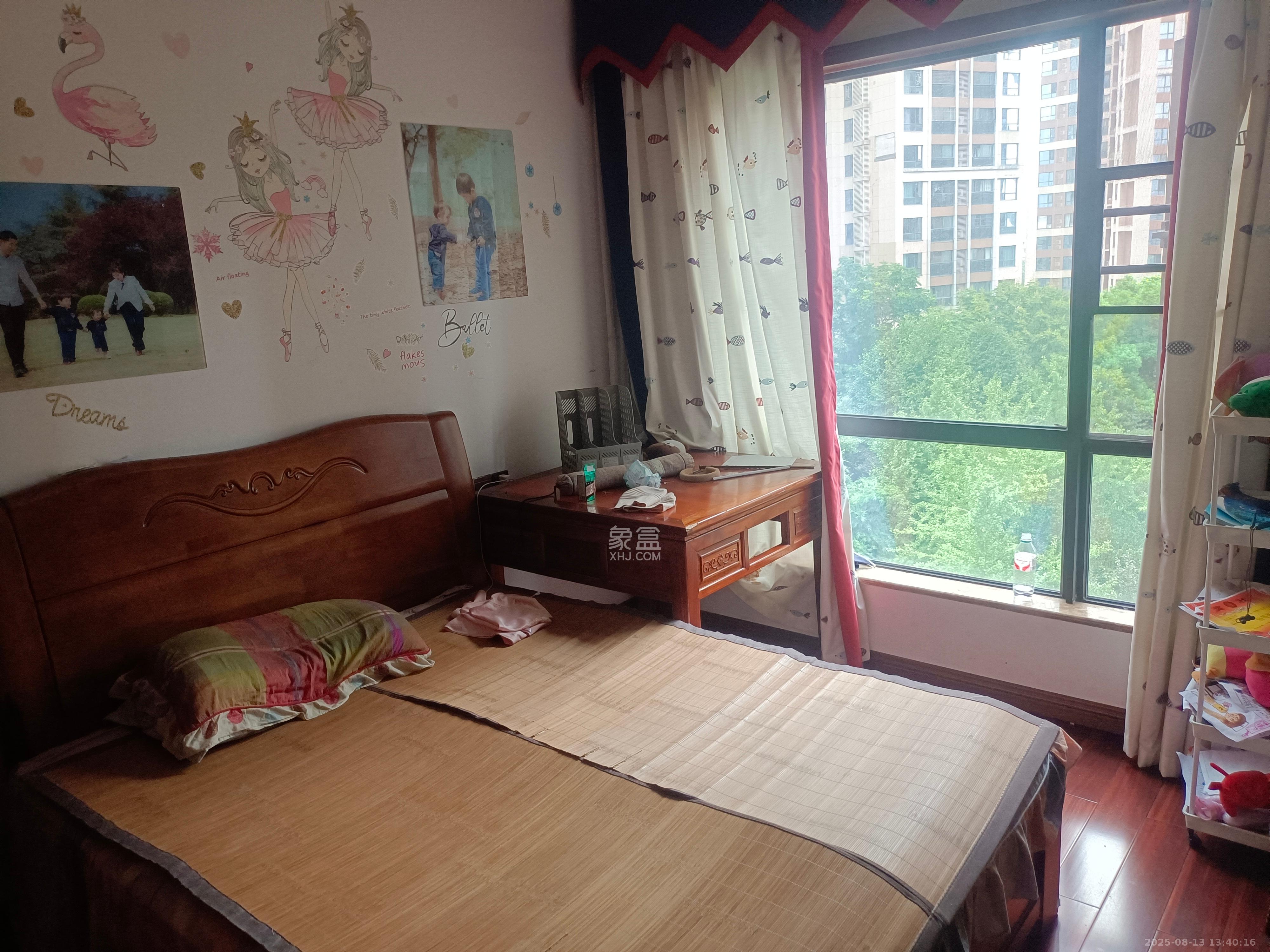 达美D6区 4室2厅2卫 4300.0元/月 达美D6区 4室2厅2卫 4300.0元/月室内图