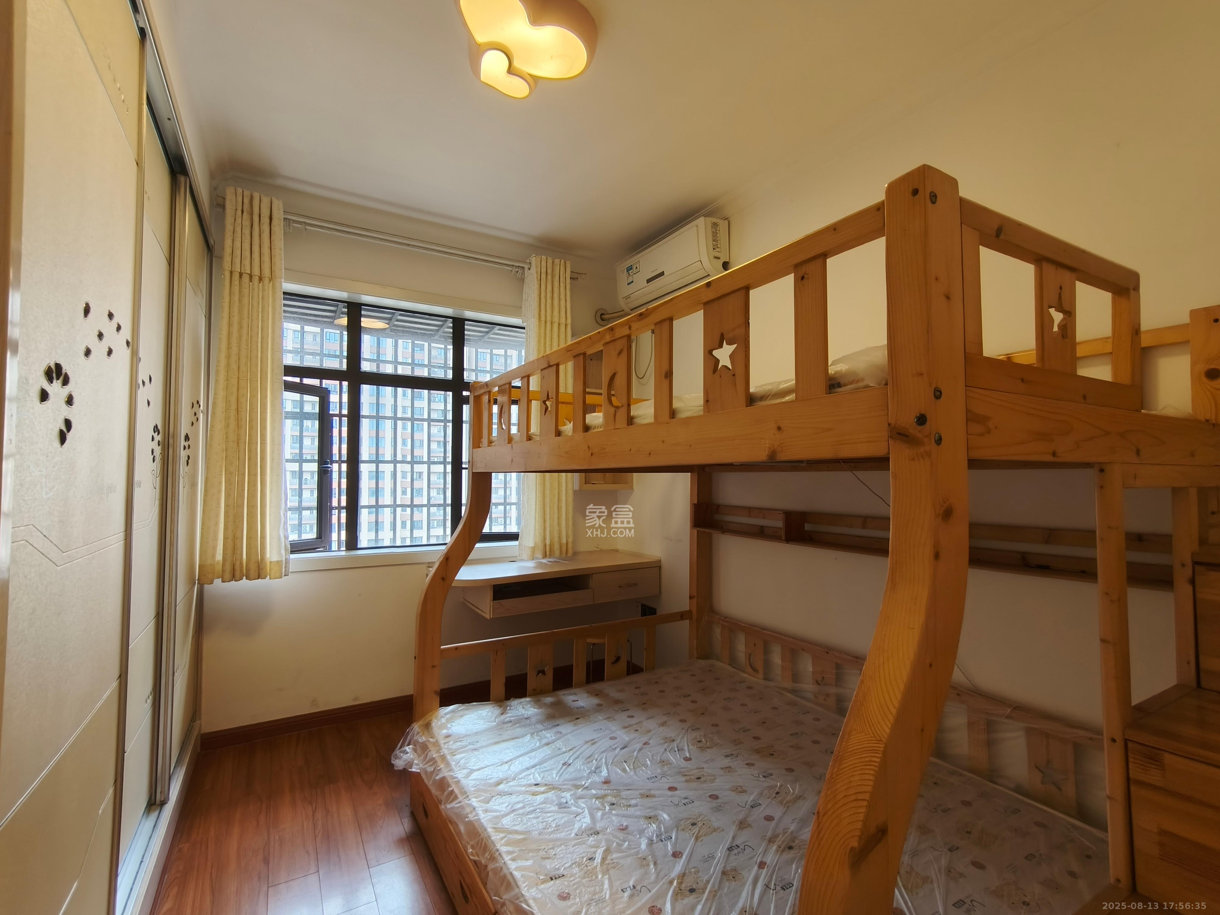 盛隆佳园  3室2厅2卫   2700.00元/月室内图